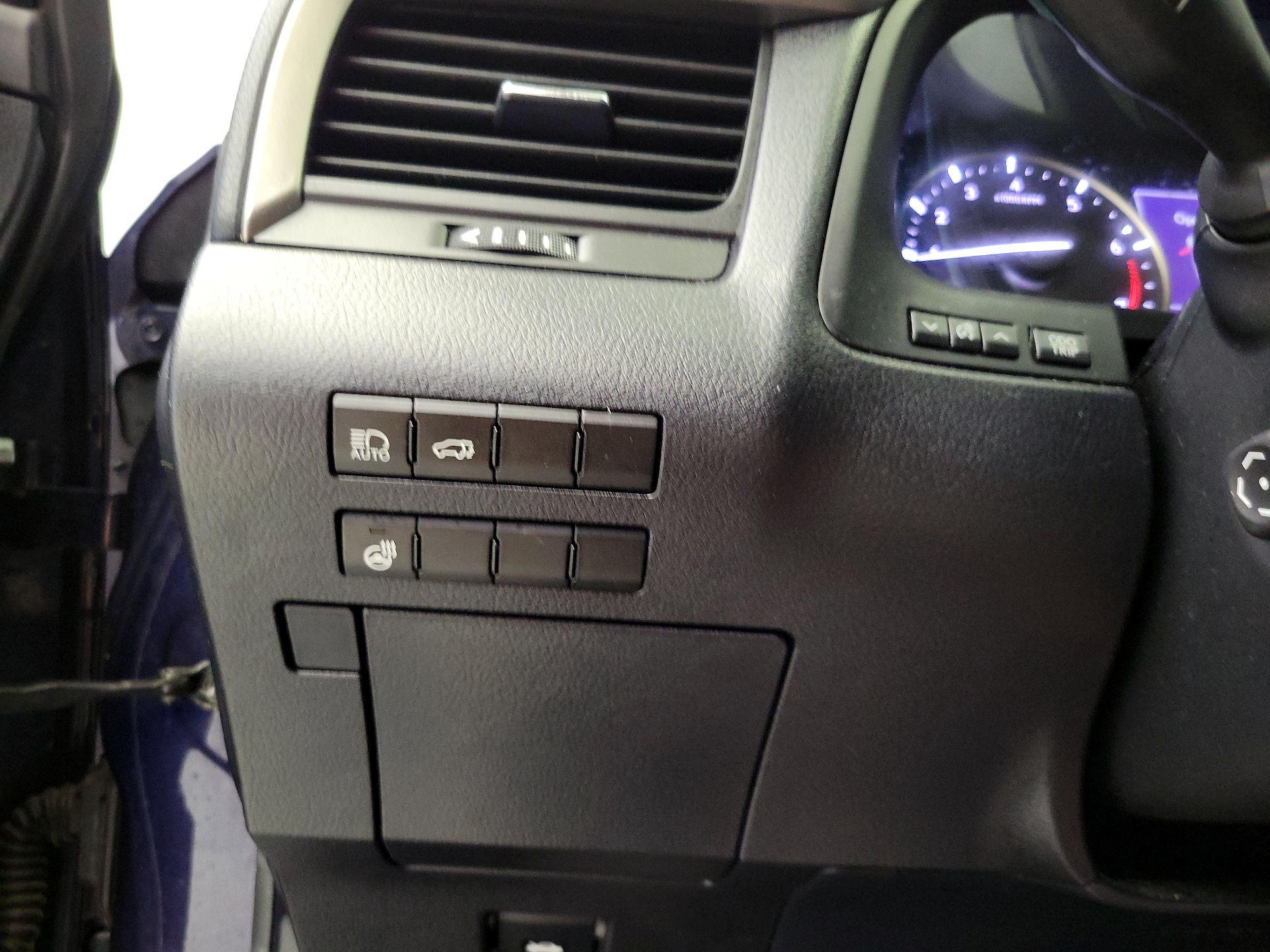 Thumbnail: 2016 Lexus RX - 13