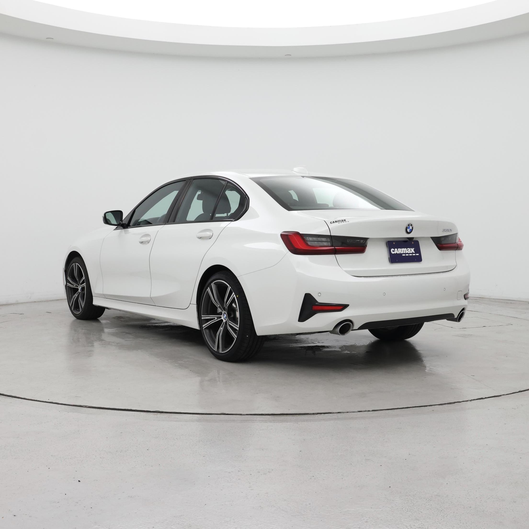Thumbnail: 2022 BMW 3 Series - 2