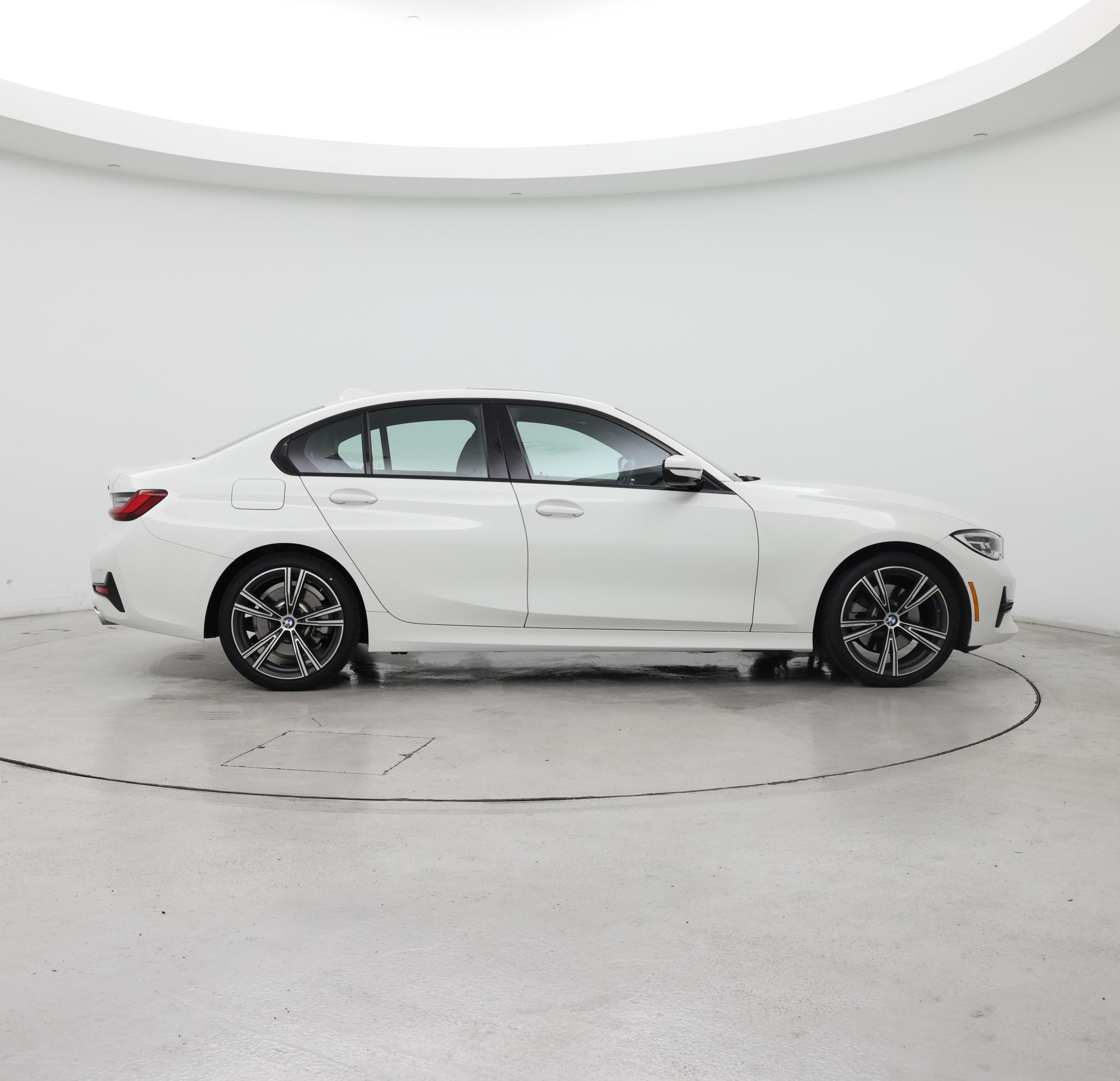 Thumbnail: 2022 BMW 3 Series - 7