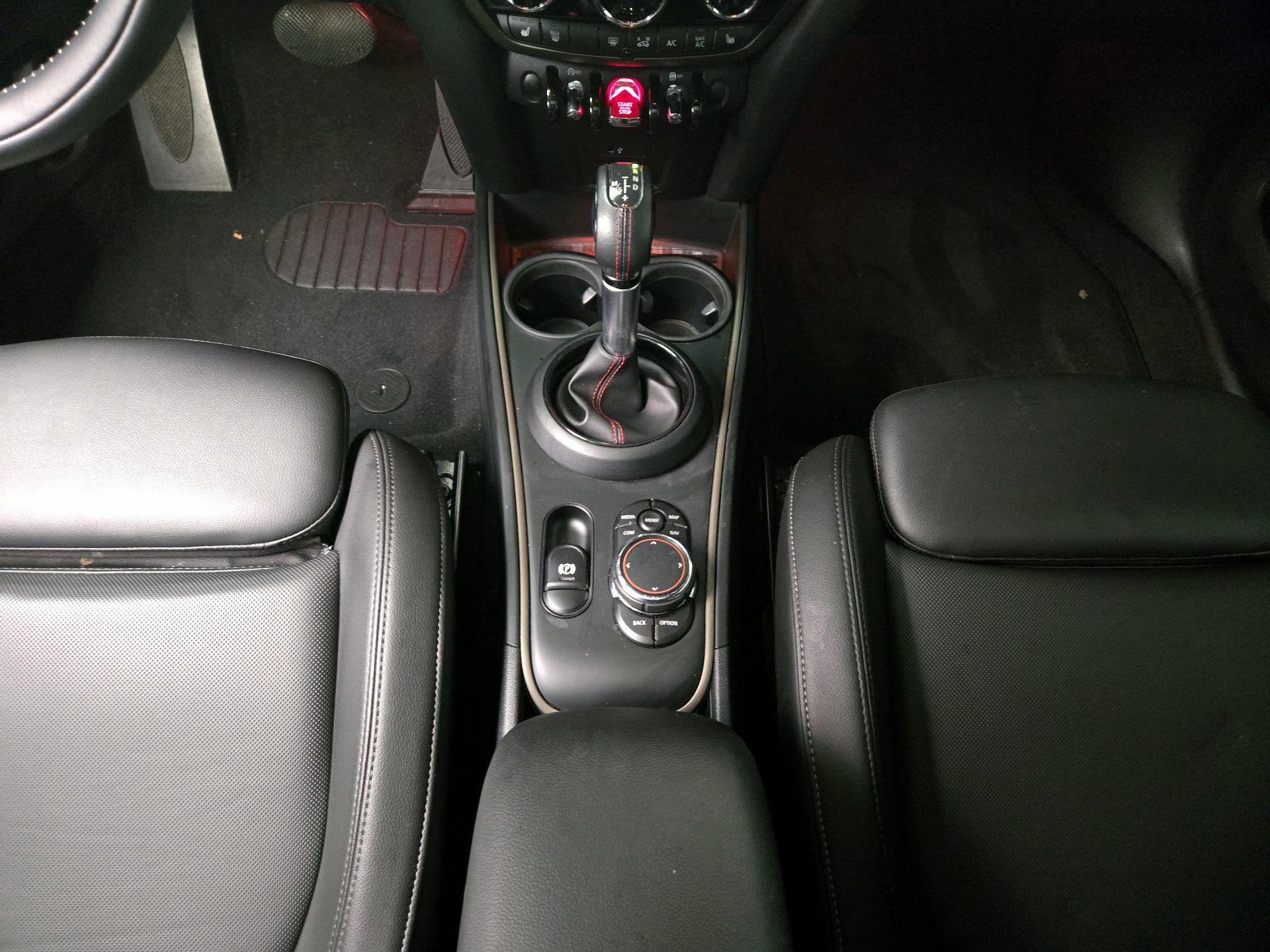 Thumbnail: 2019 MINI Cooper Countryman - 17