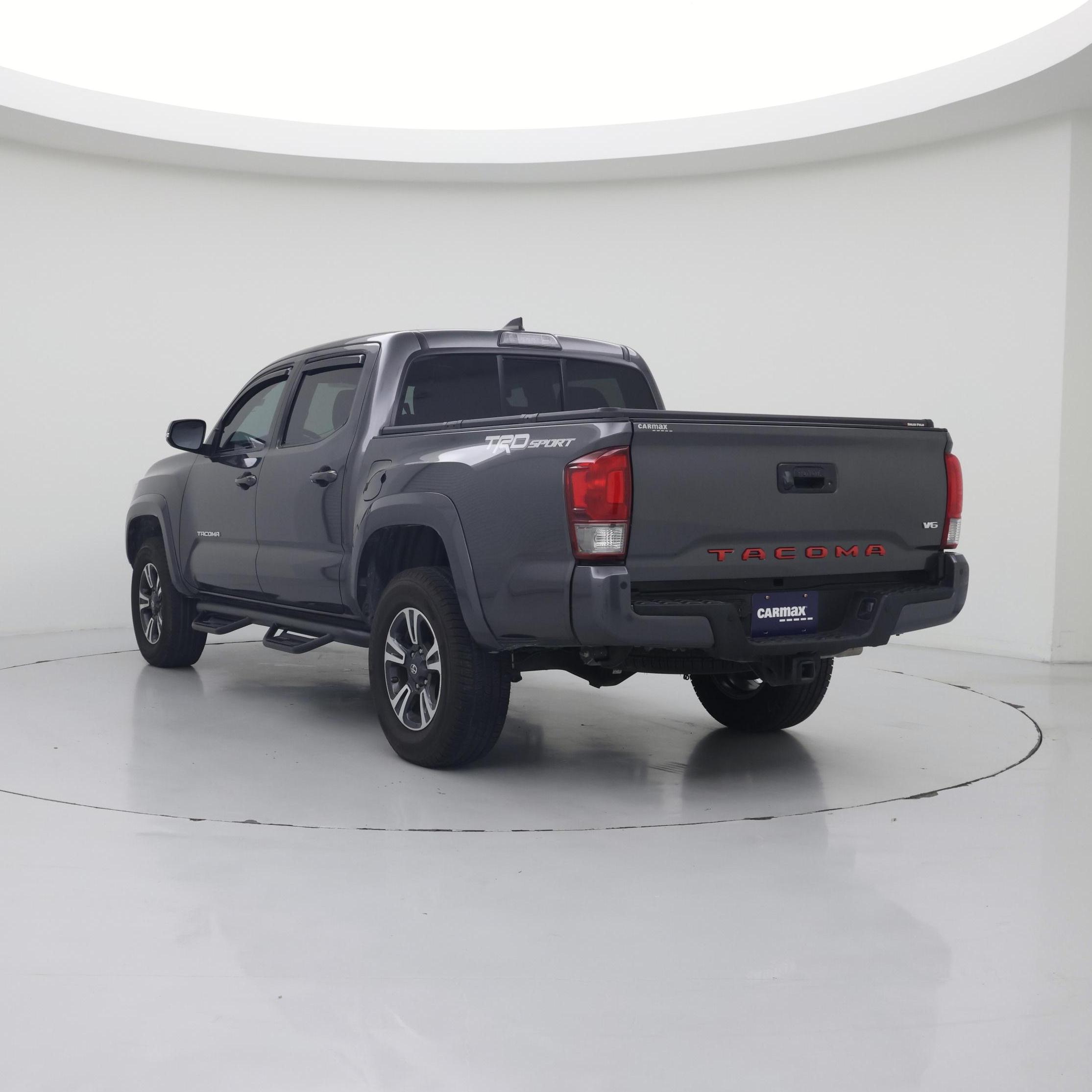 Thumbnail: 2016 Toyota Tacoma - 2