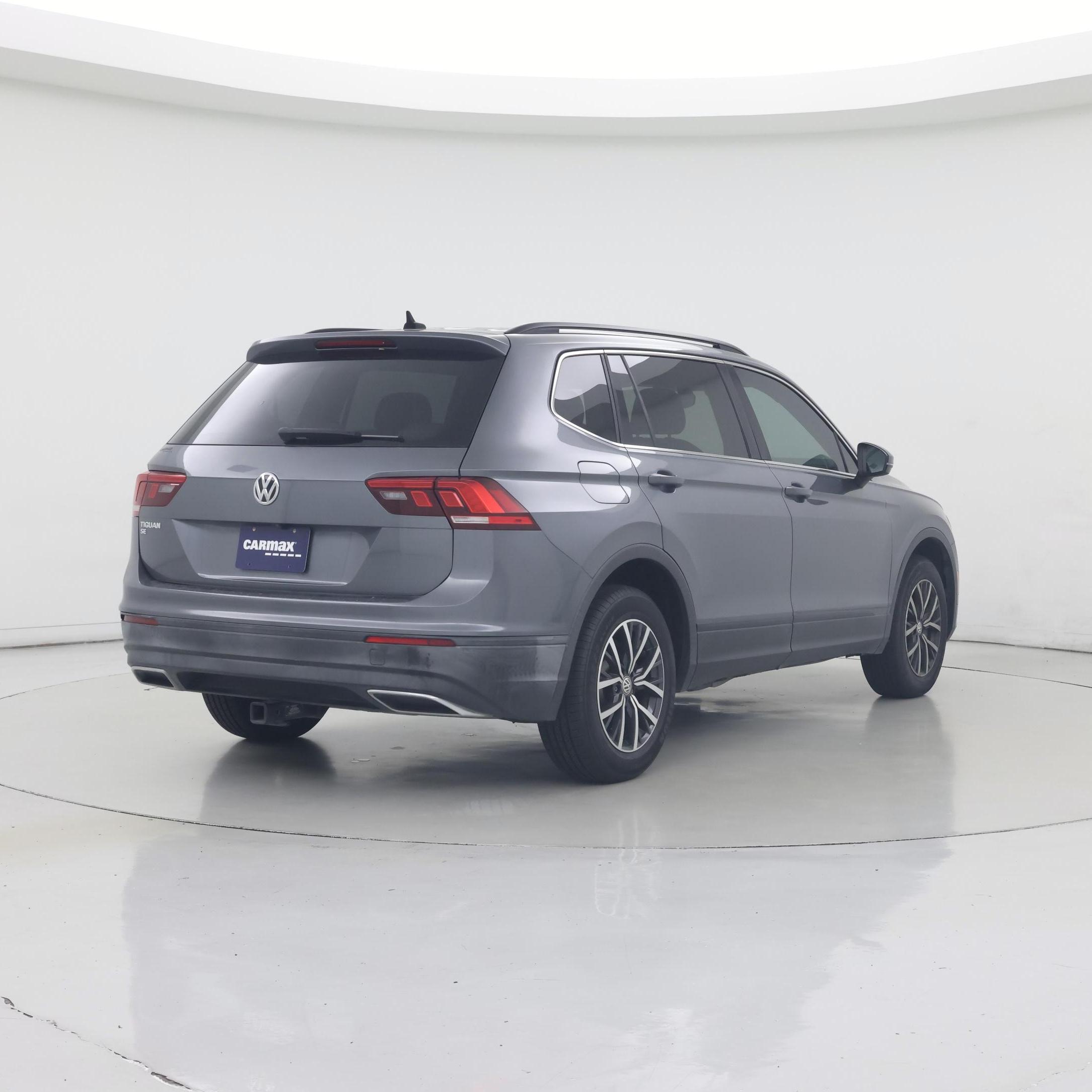 Thumbnail: 2019 Volkswagen Tiguan - 8