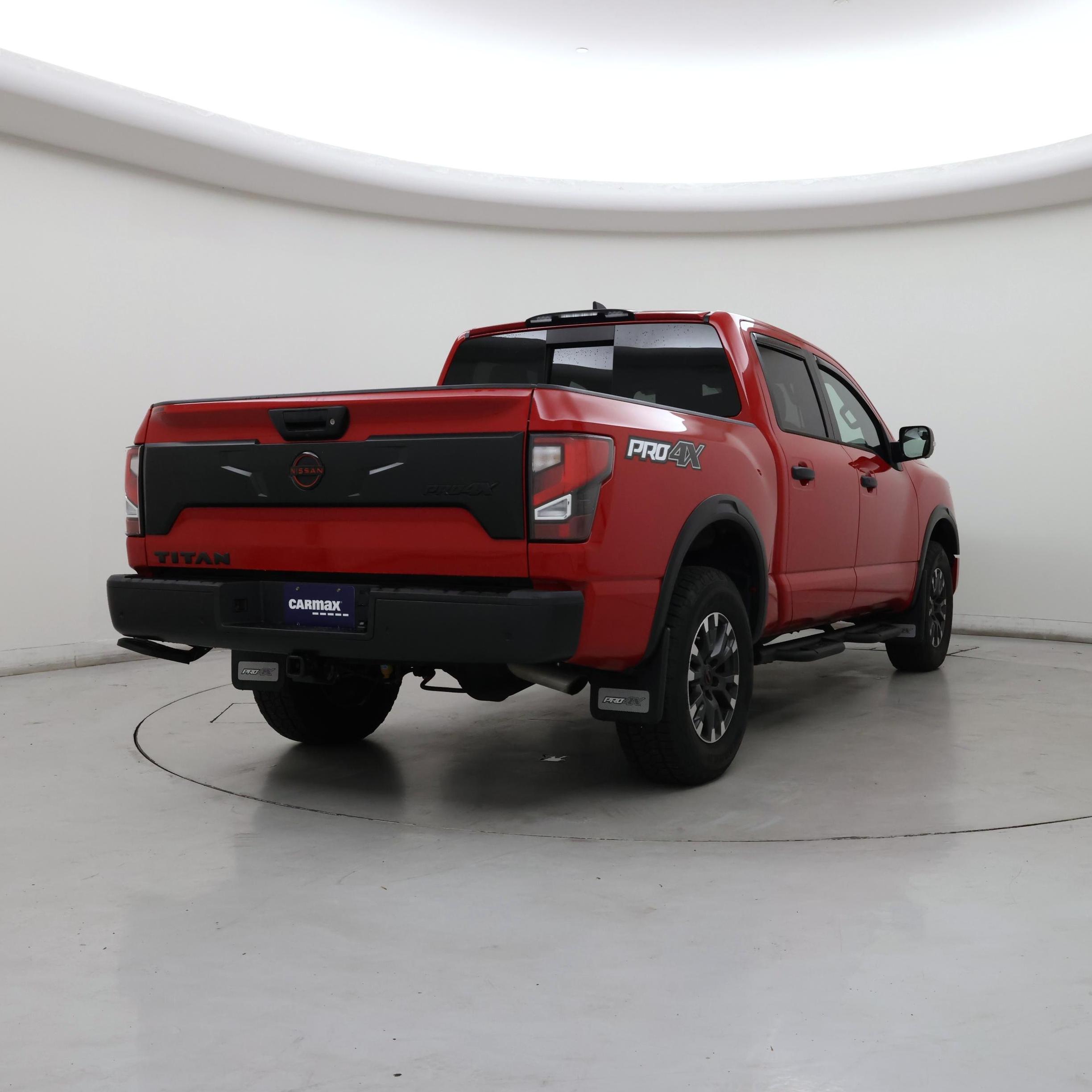 Thumbnail: 2023 Nissan Titan - 8
