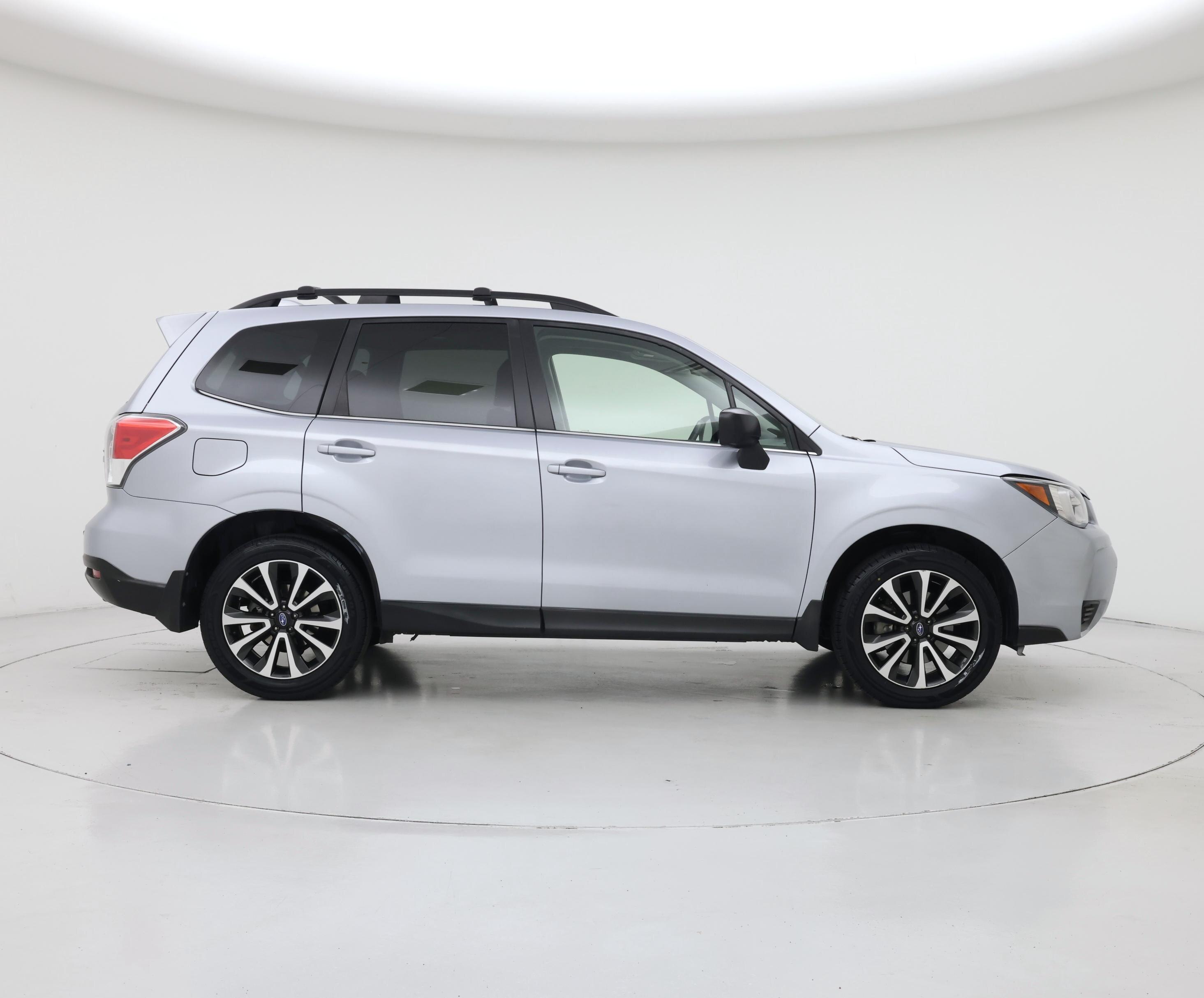 Thumbnail: 2017 Subaru Forester - 7
