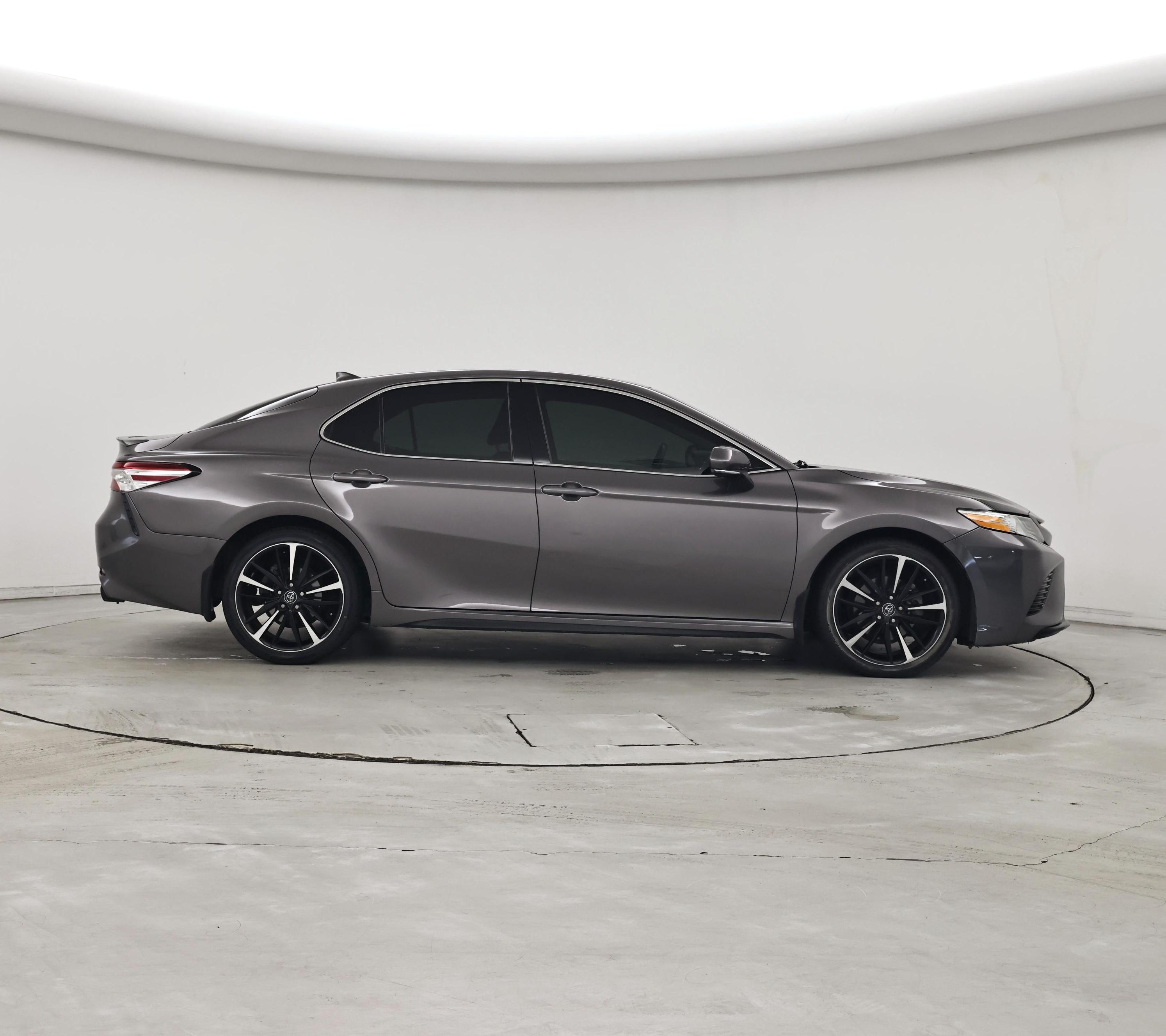 Thumbnail: 2020 Toyota Camry - 7