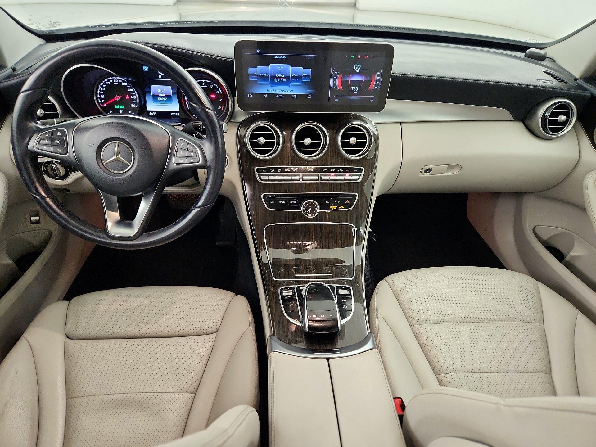 Thumbnail: 2015 Mercedes-Benz C-Class - 9