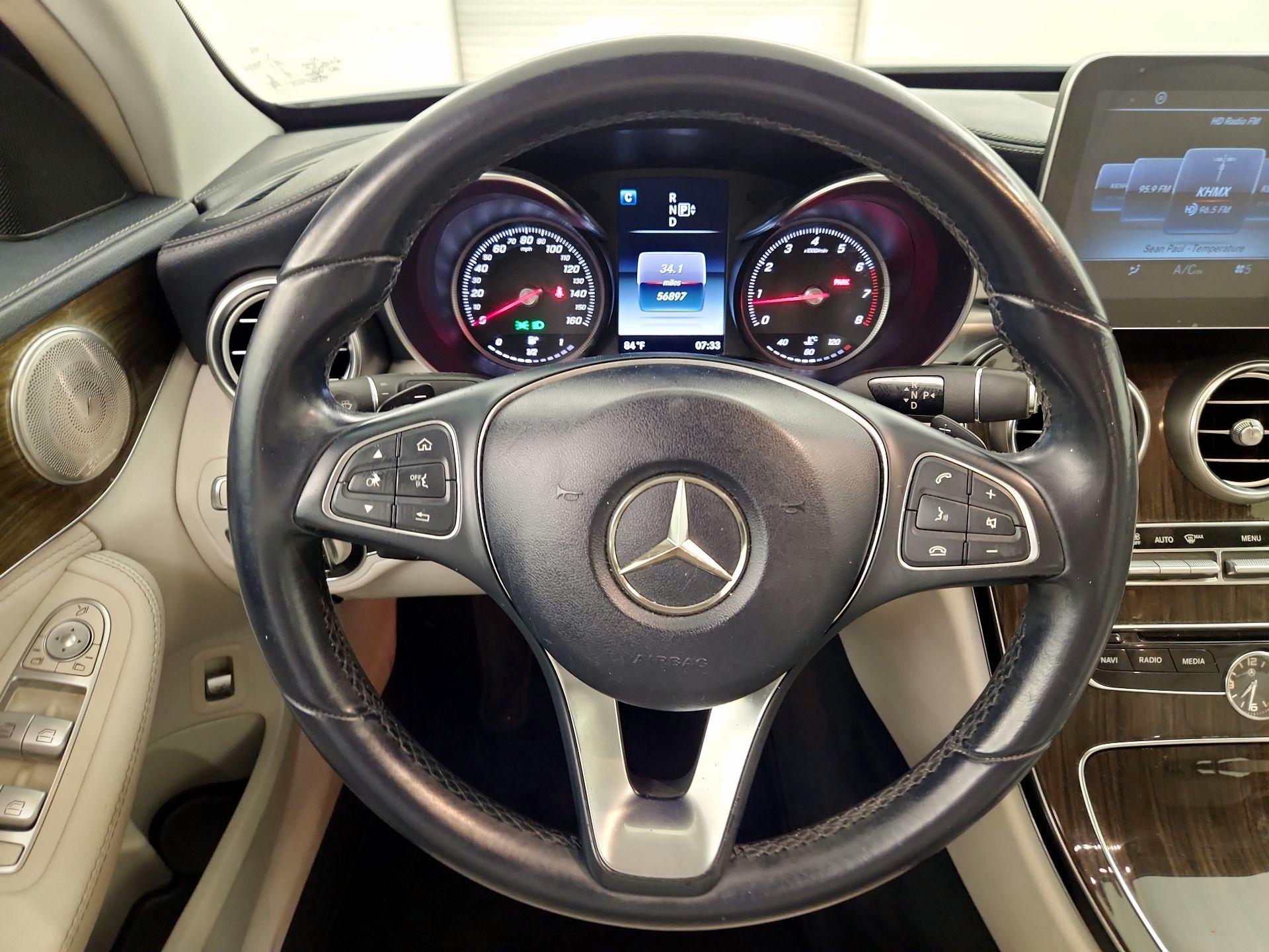 Thumbnail: 2015 Mercedes-Benz C-Class - 10