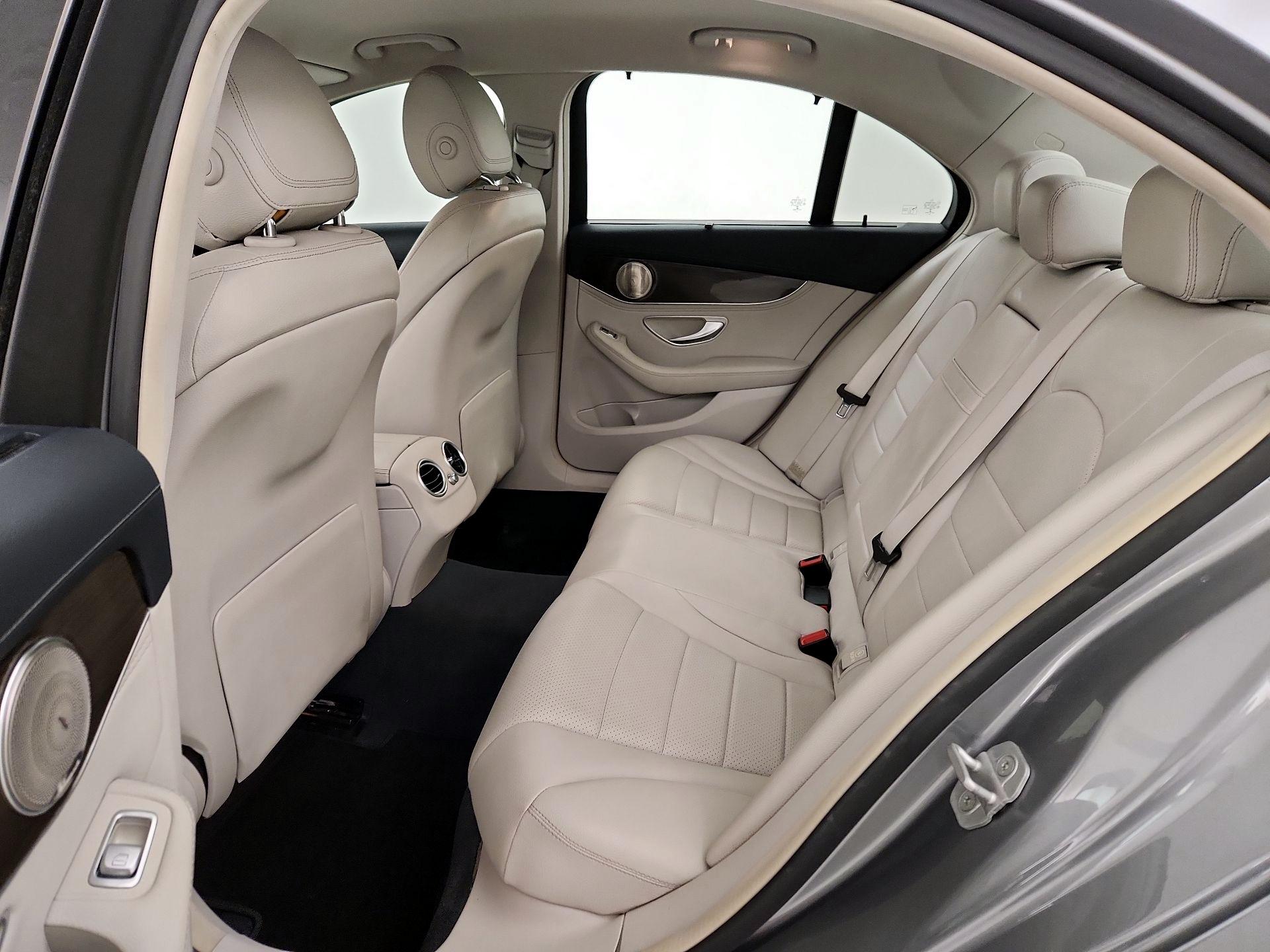 Thumbnail: 2015 Mercedes-Benz C-Class - 19
