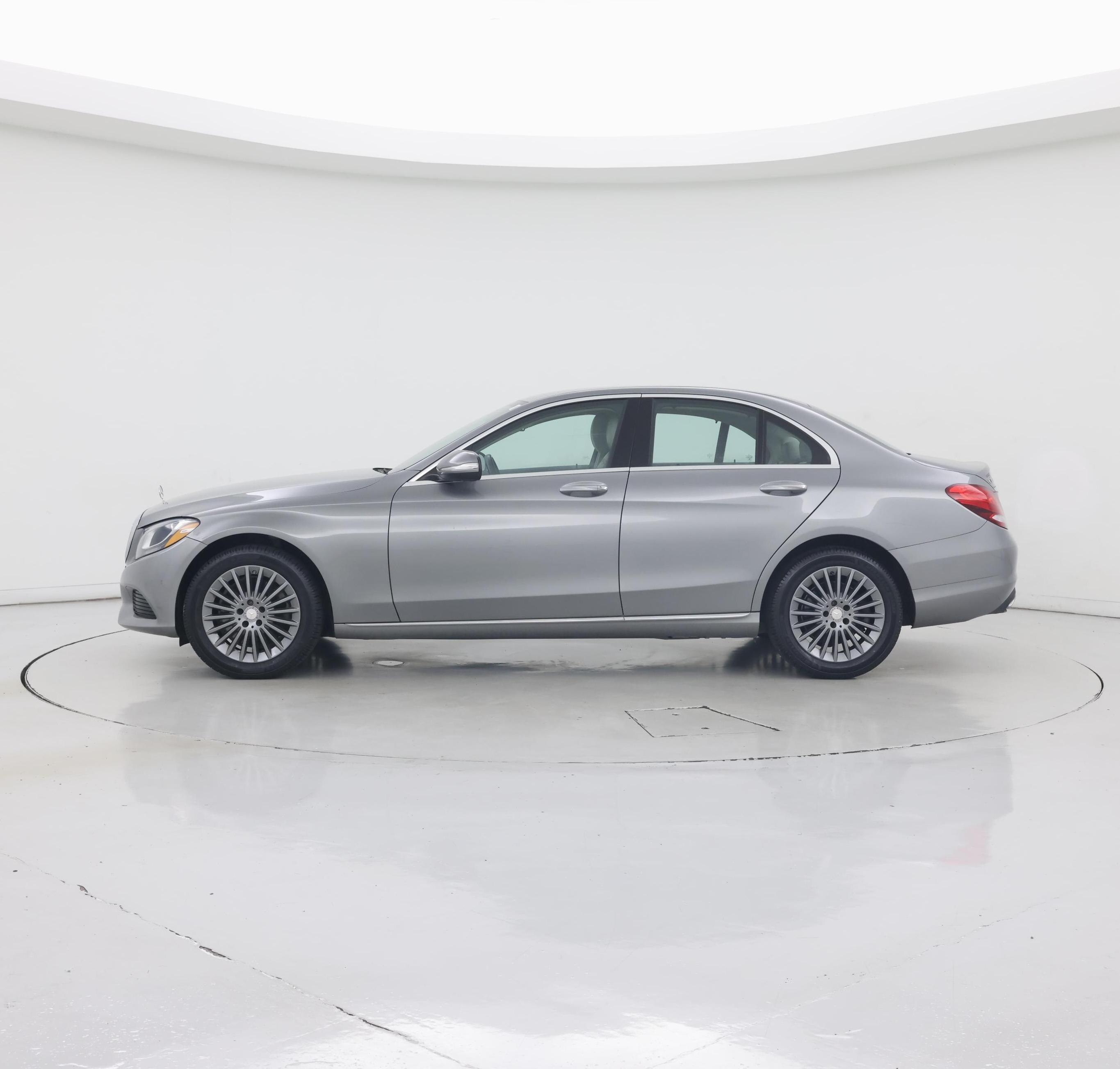 Thumbnail: 2015 Mercedes-Benz C-Class - 3