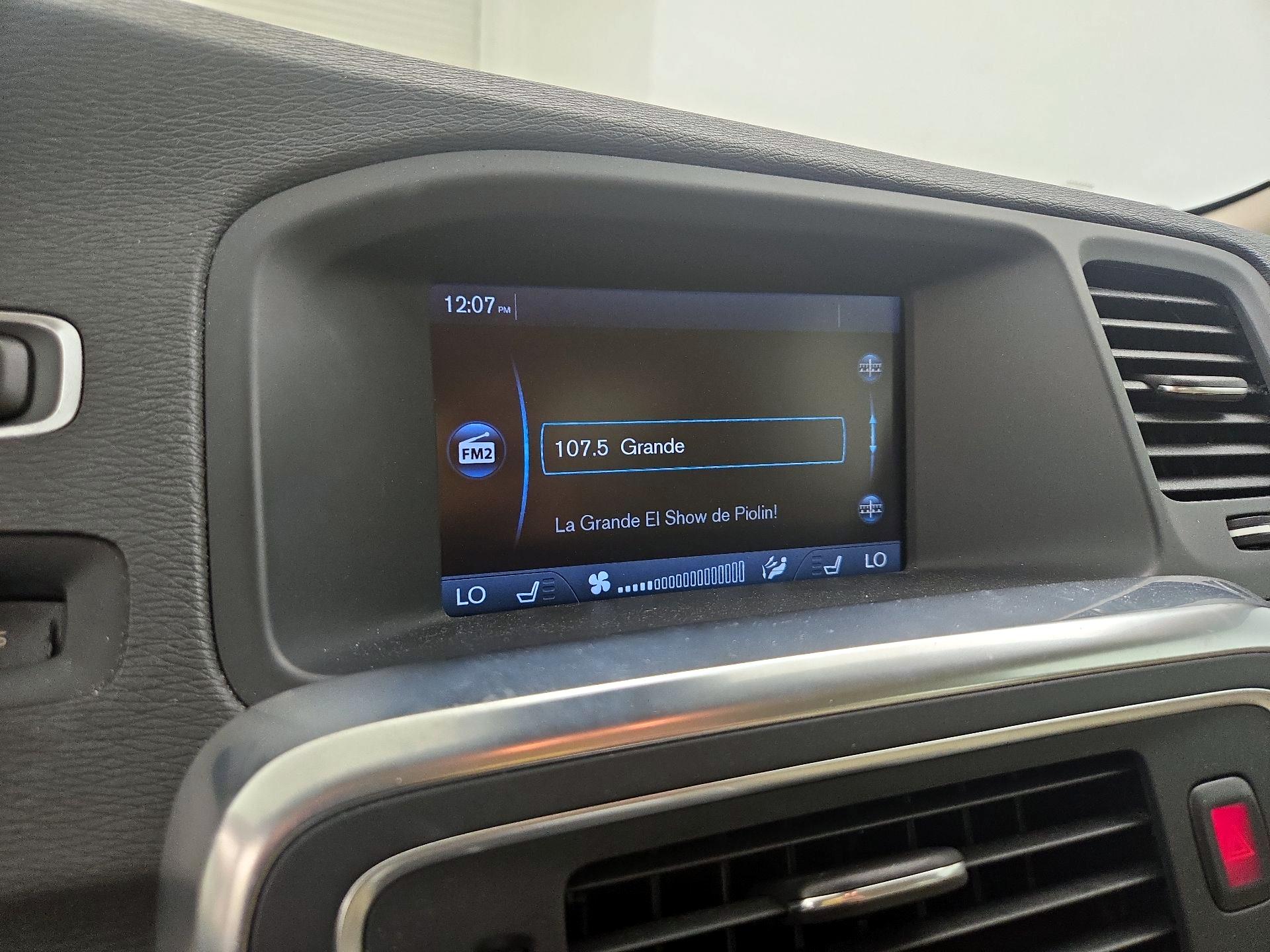Thumbnail: 2015 Volvo S60 - 14