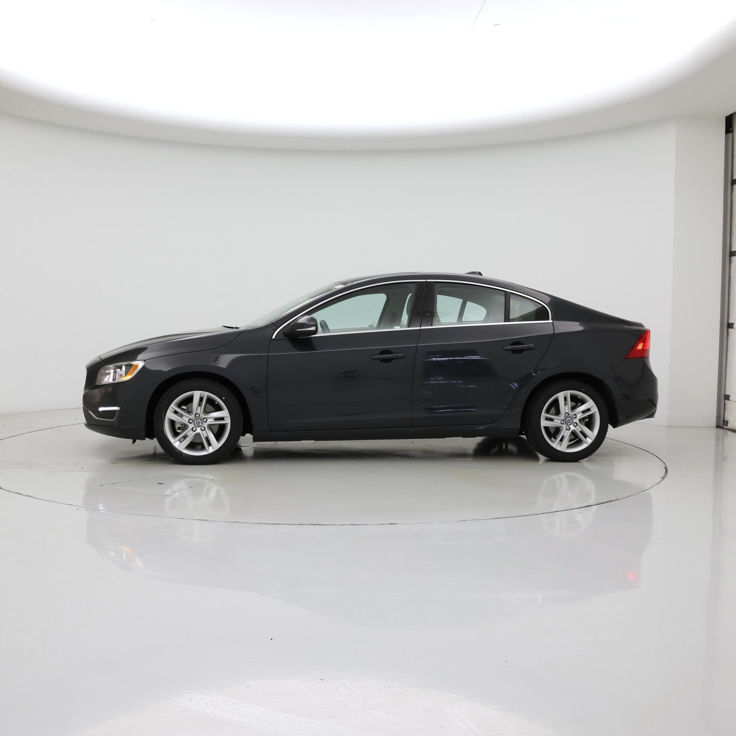Thumbnail: 2015 Volvo S60 - 3