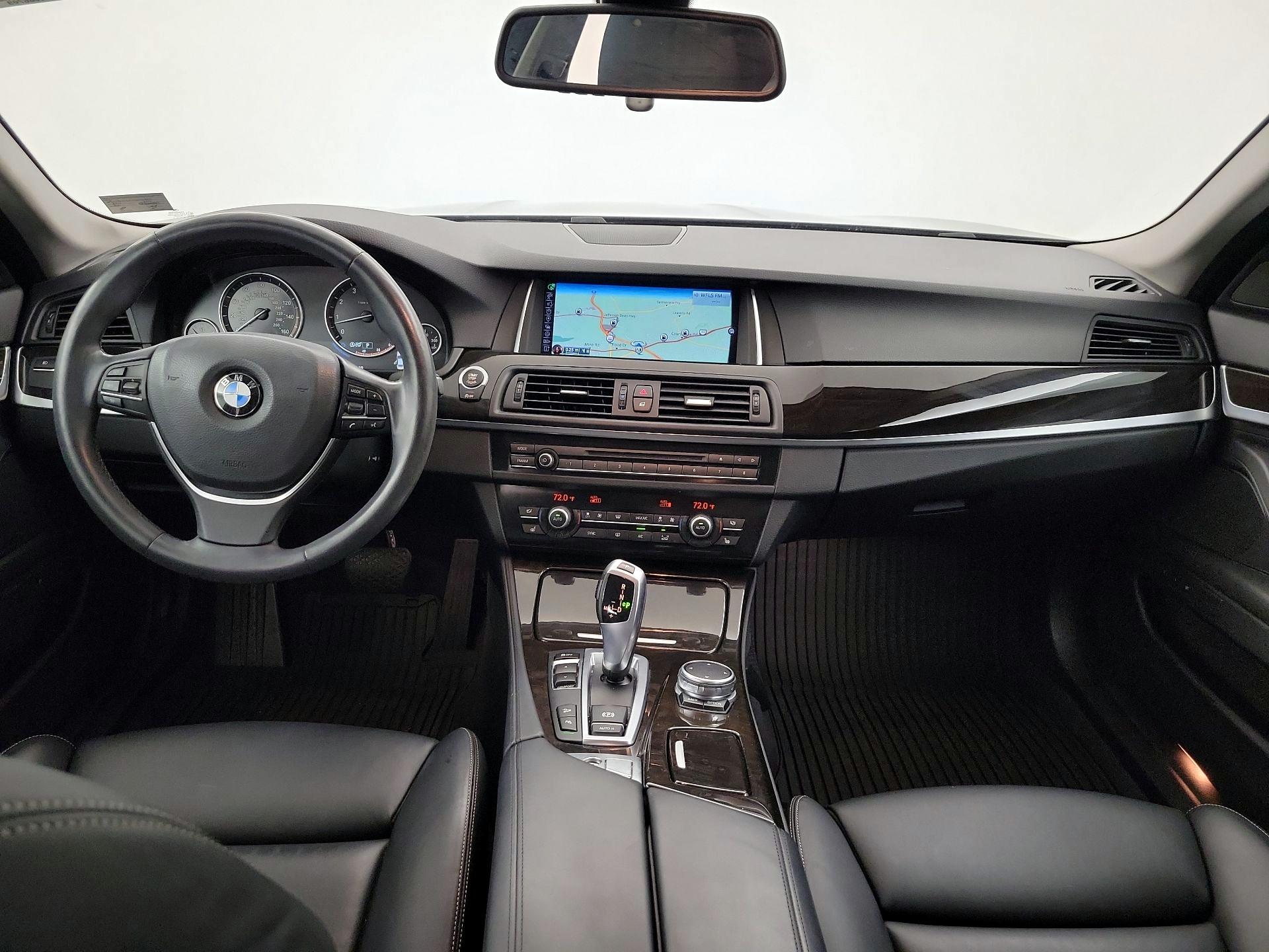 Thumbnail: 2015 BMW 5 Series - 9