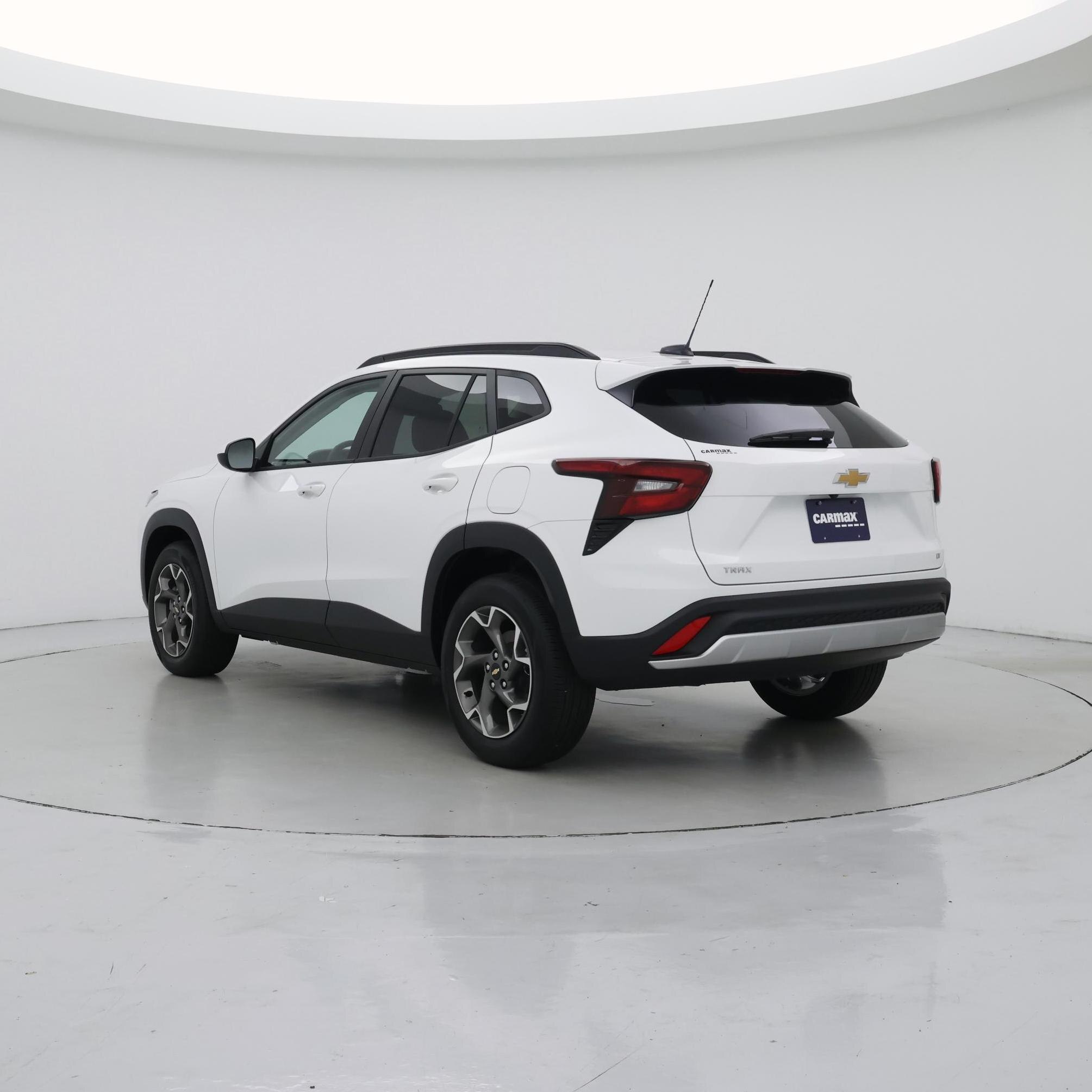 Thumbnail: 2026 Chevrolet Trax - 2