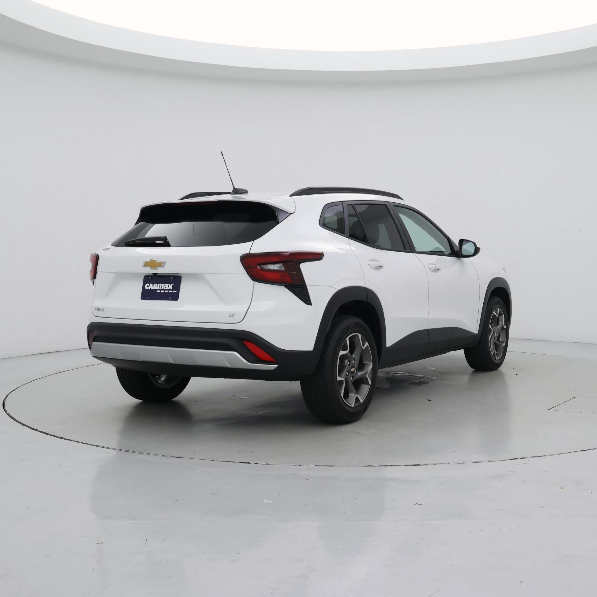 Thumbnail: 2026 Chevrolet Trax - 8