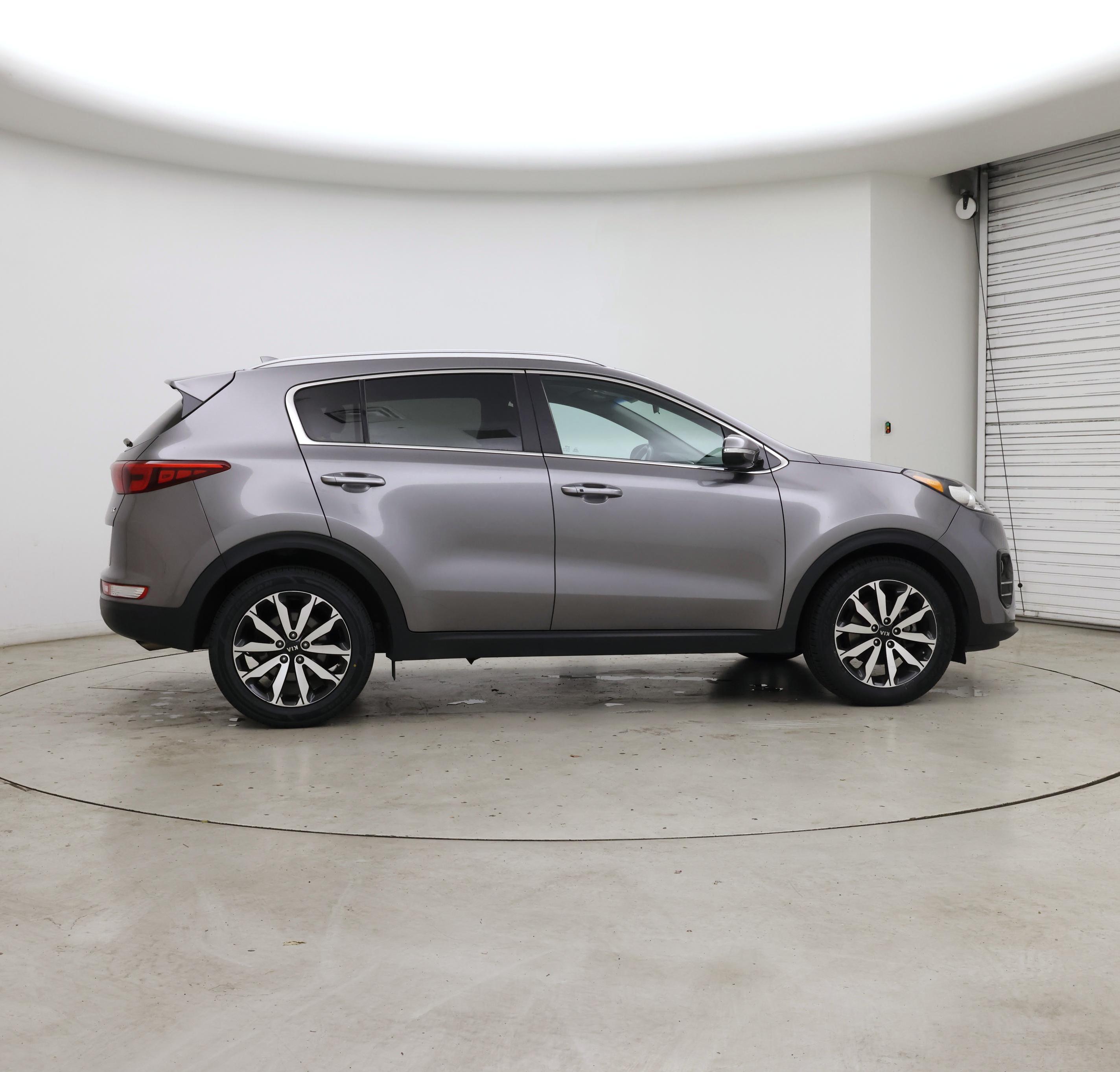 Thumbnail: 2019 Kia Sportage - 7