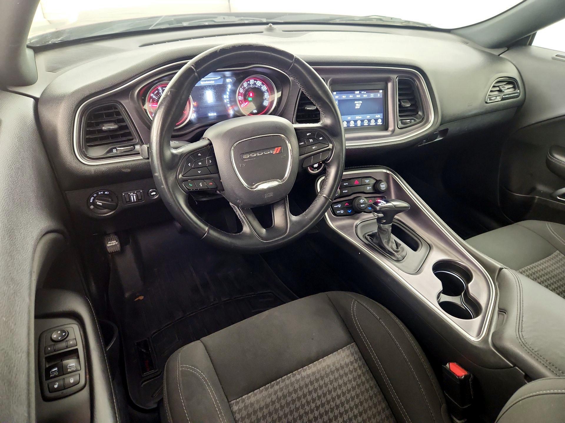 Thumbnail: 2018 Dodge Challenger - 9