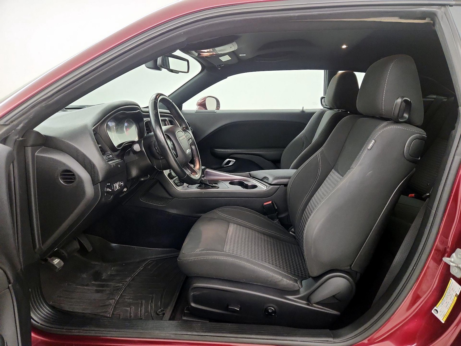 2018 Dodge Challenger SXT - Photo 12