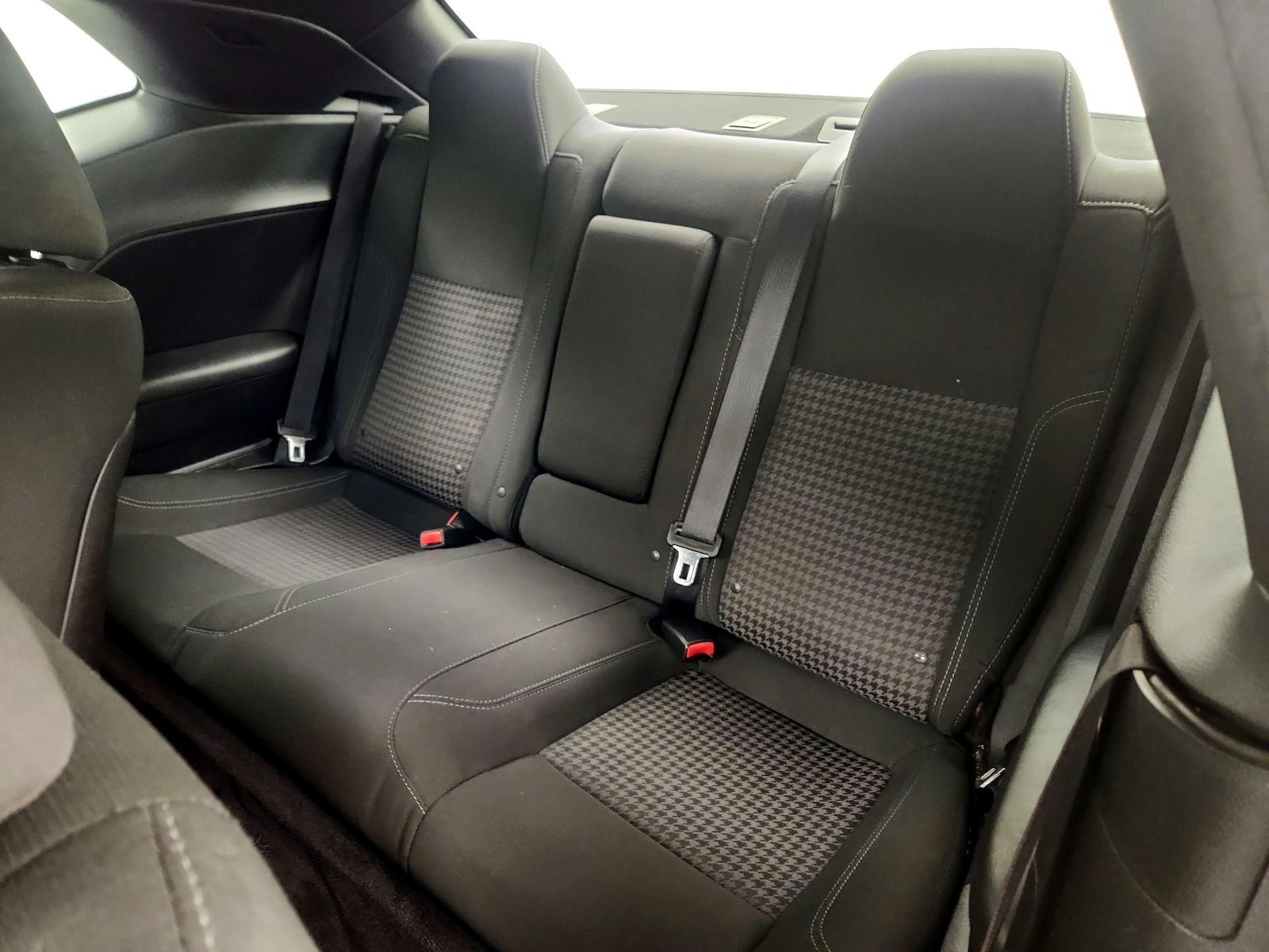 2018 Dodge Challenger SXT - Photo 20