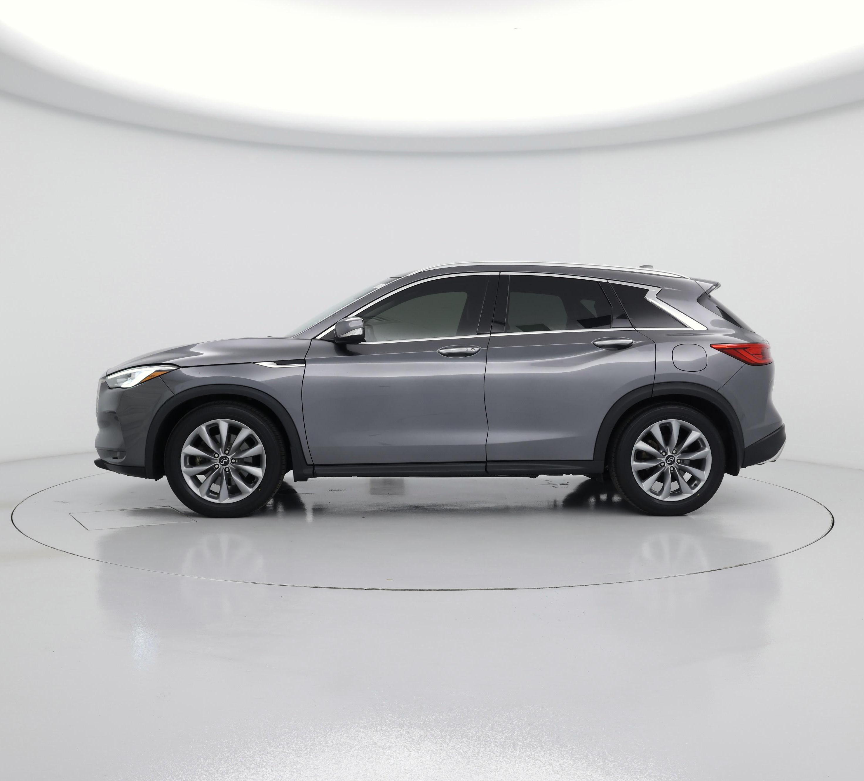 Thumbnail: 2021 INFINITI QX50 - 3