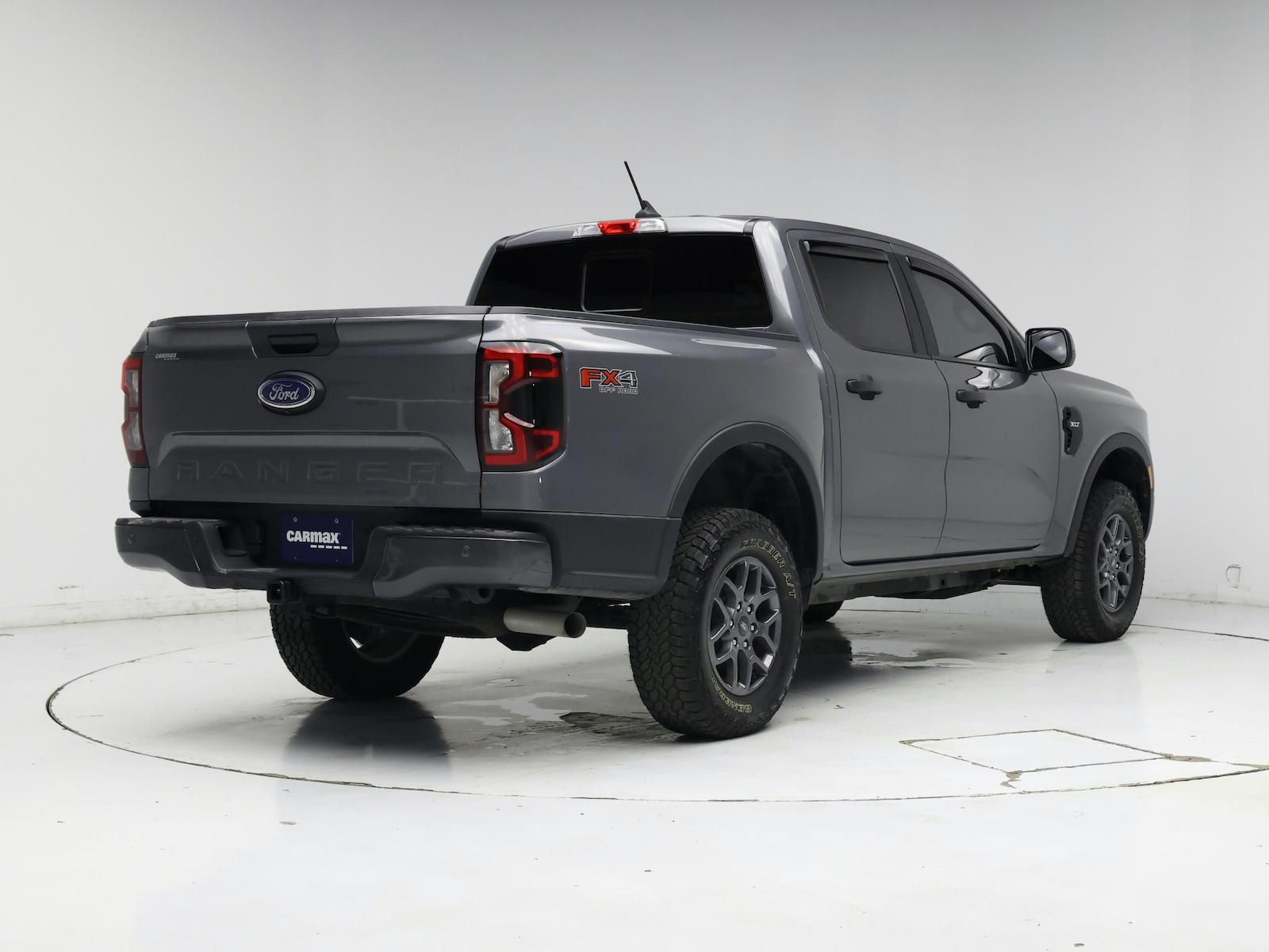2025 Ford Ranger XLT - Photo 9