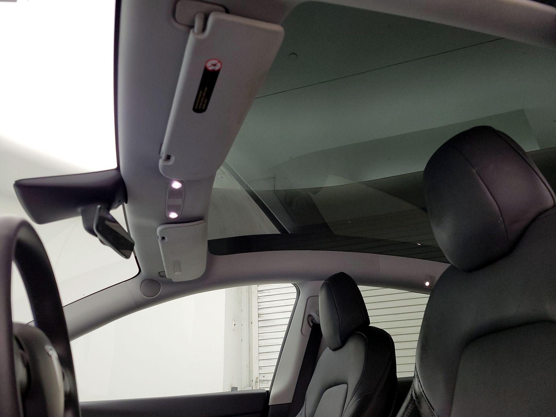 Thumbnail: 2020 Tesla Model Y - 17
