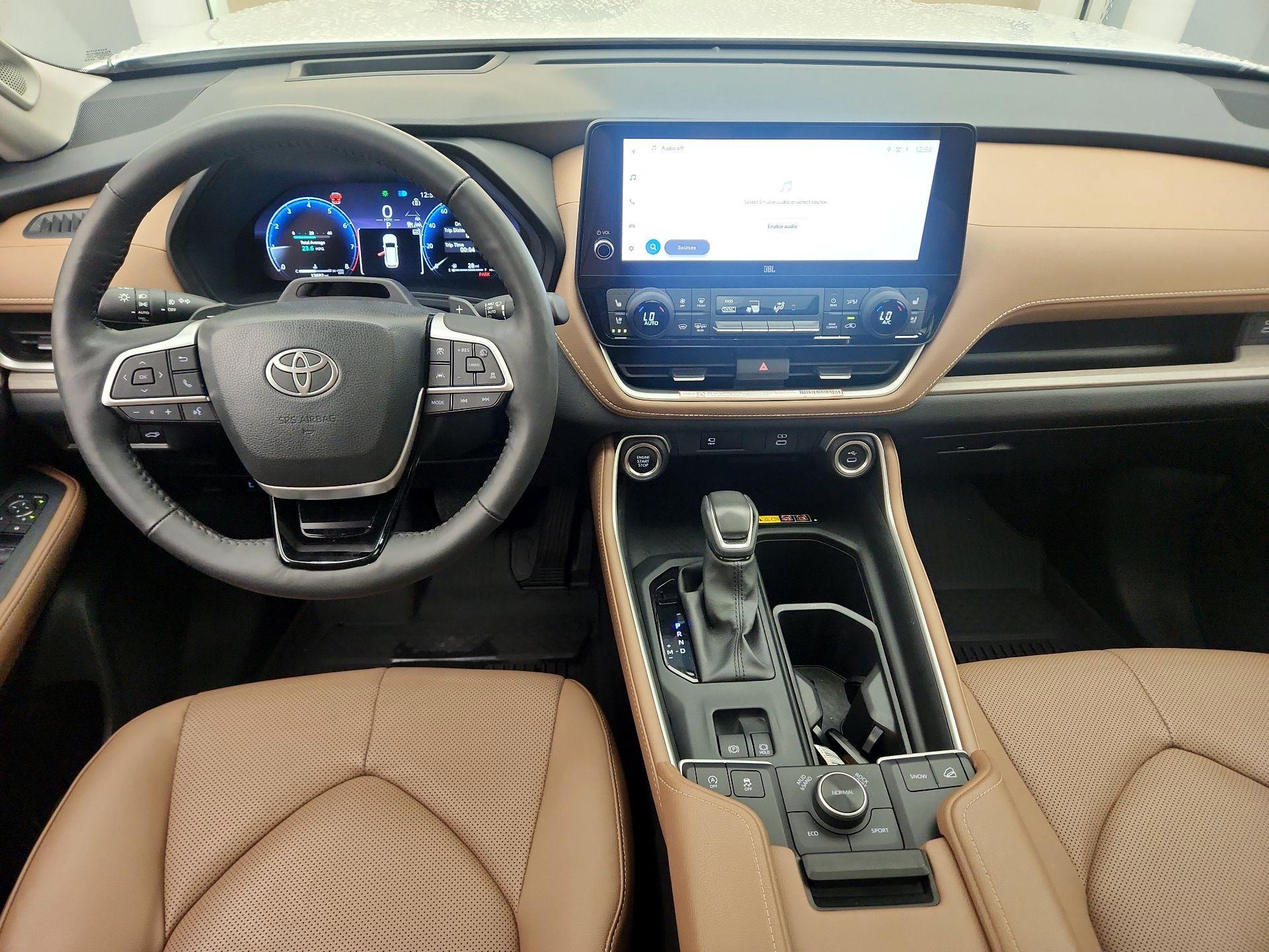 Thumbnail: 2025 Toyota Grand Highlander - 9