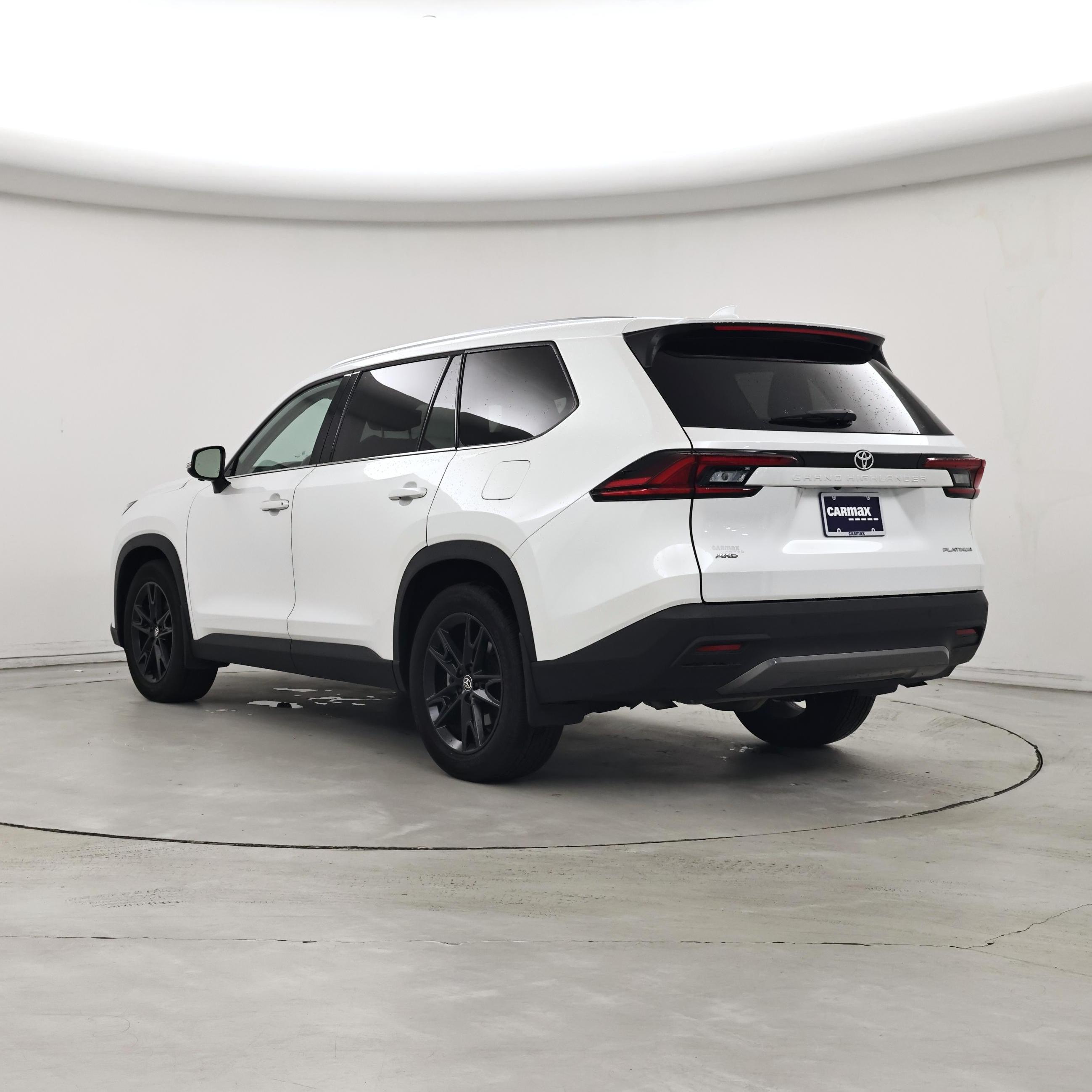 Thumbnail: 2025 Toyota Grand Highlander - 2