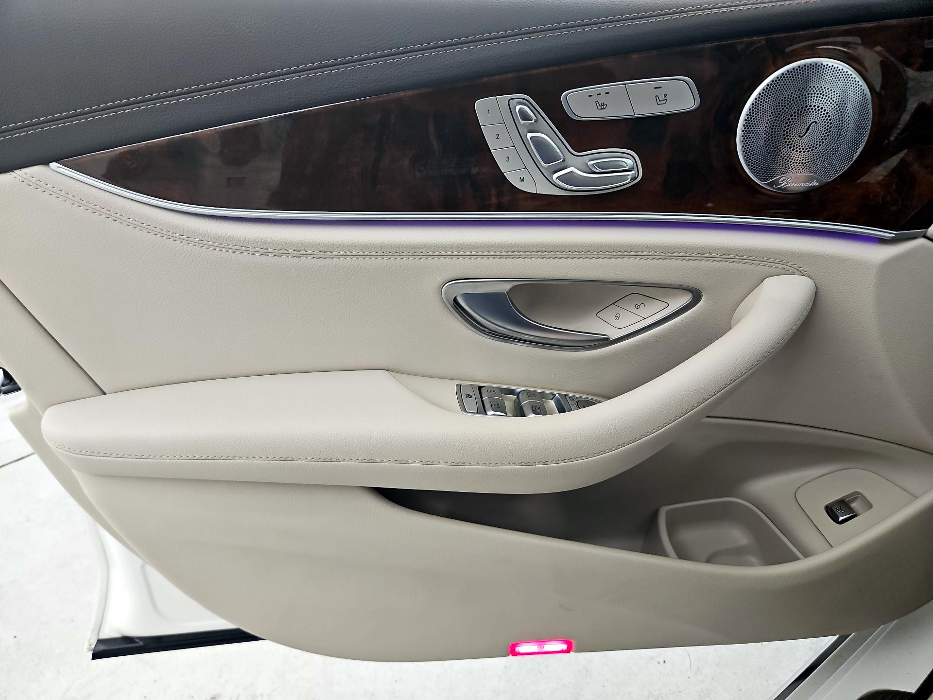 Thumbnail: 2019 Mercedes-Benz E-Class - 12
