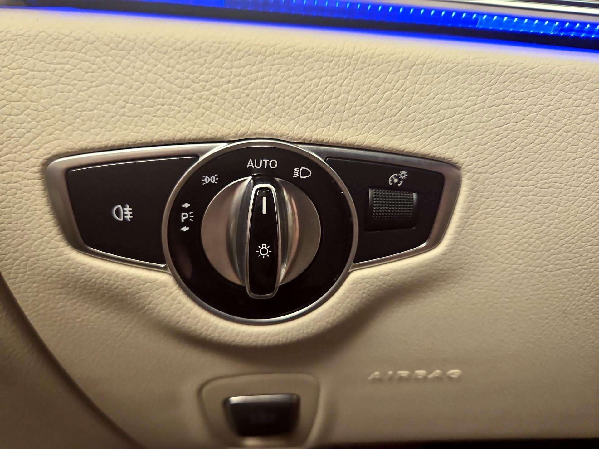 Thumbnail: 2019 Mercedes-Benz E-Class - 13