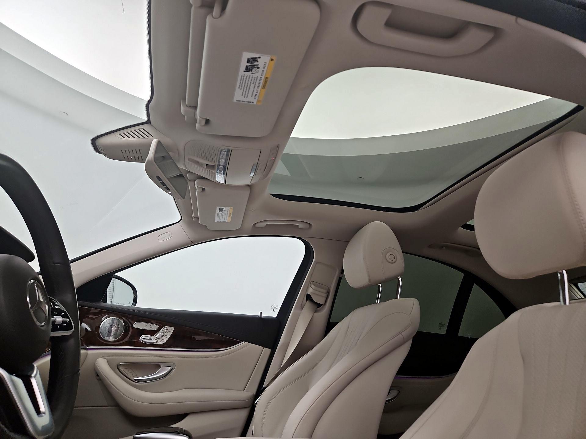 Thumbnail: 2019 Mercedes-Benz E-Class - 20