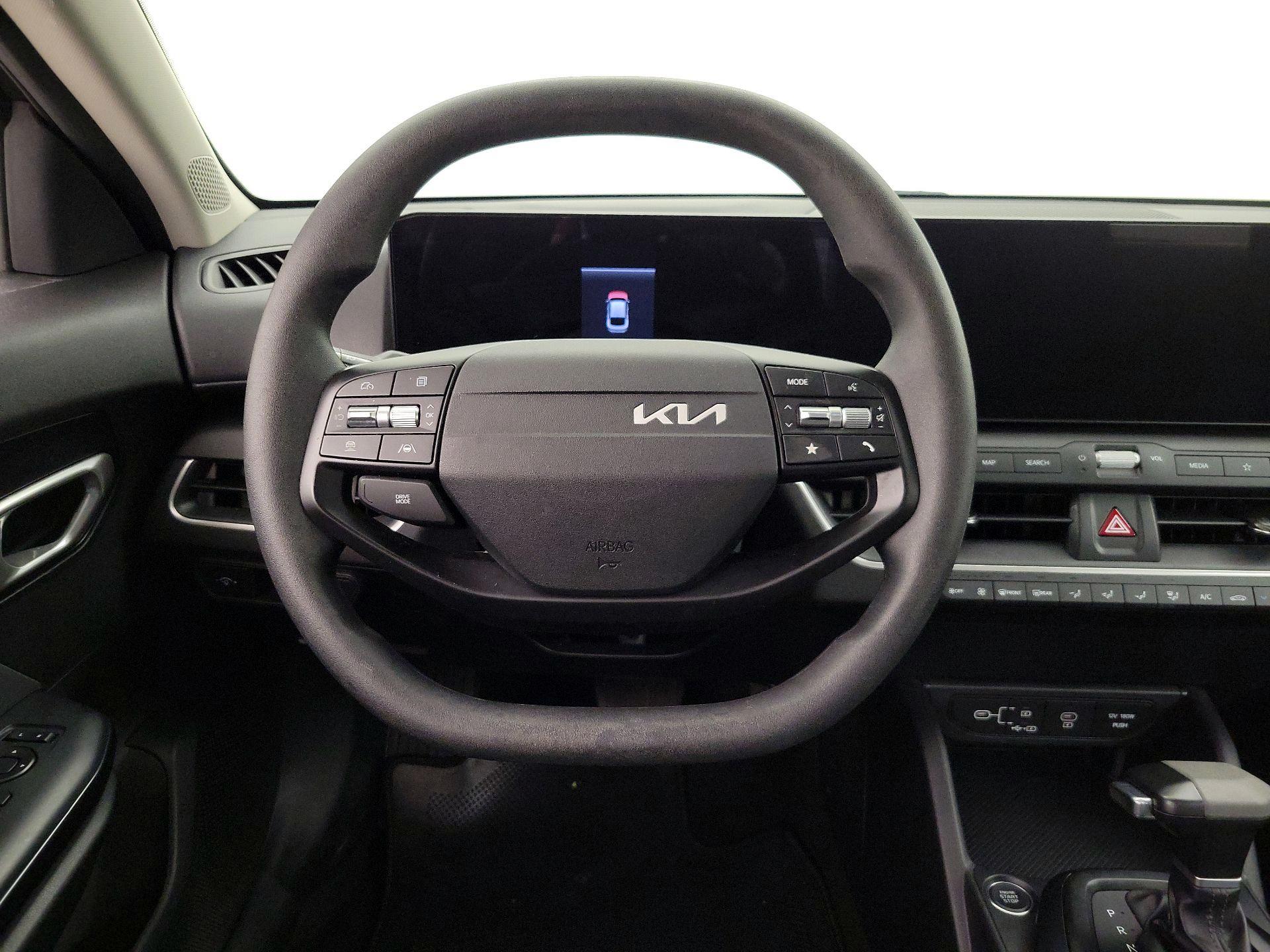 Thumbnail: 2025 Kia K4 - 10
