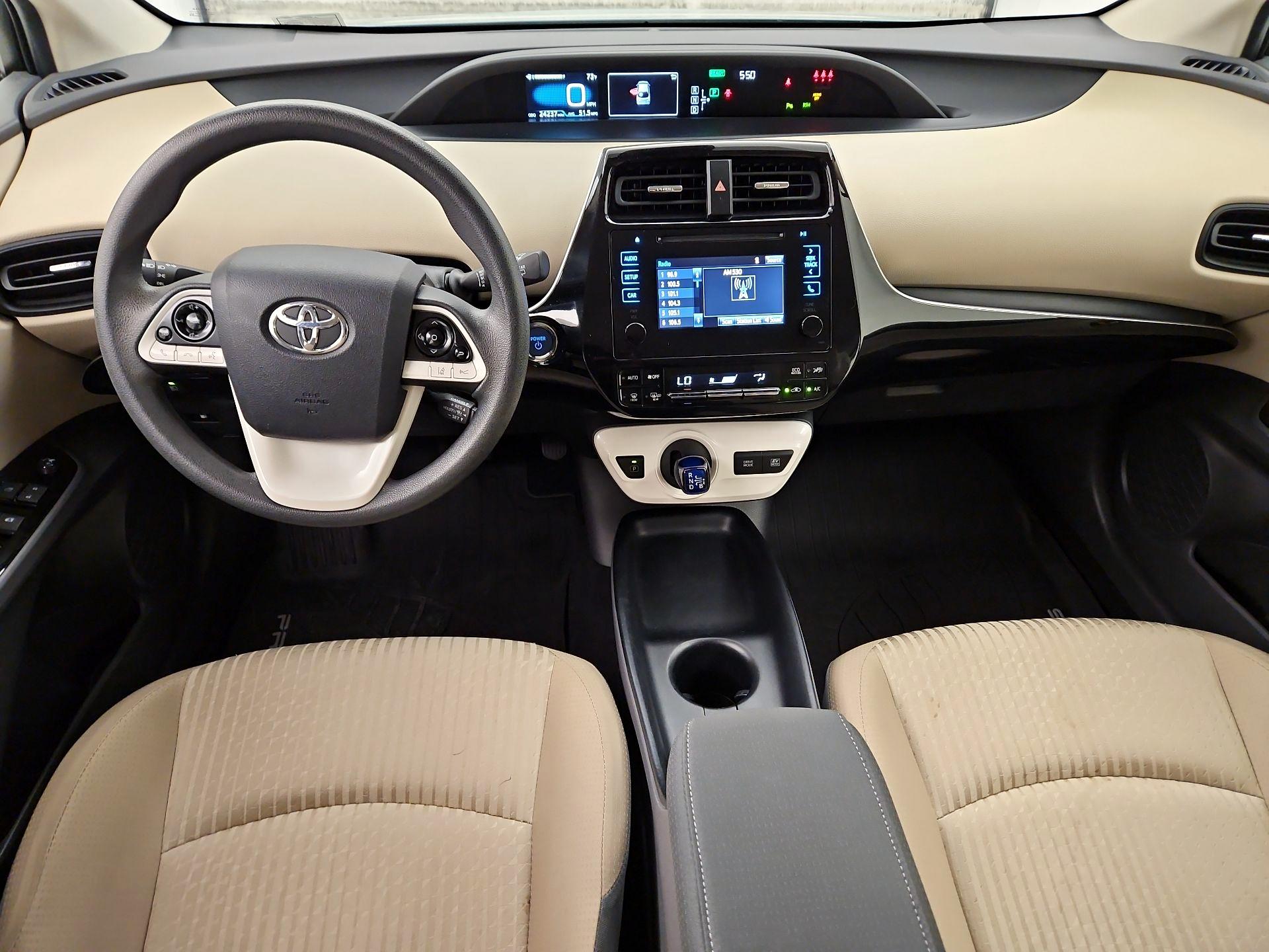 Thumbnail: 2018 Toyota Prius - 9