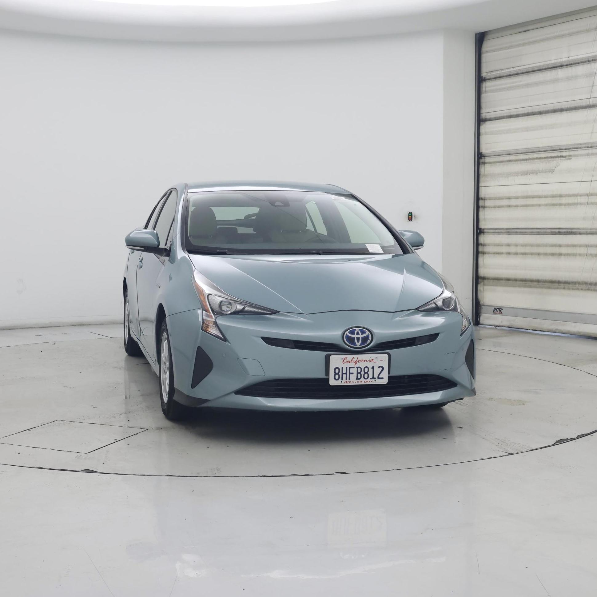 Thumbnail: 2018 Toyota Prius - 5