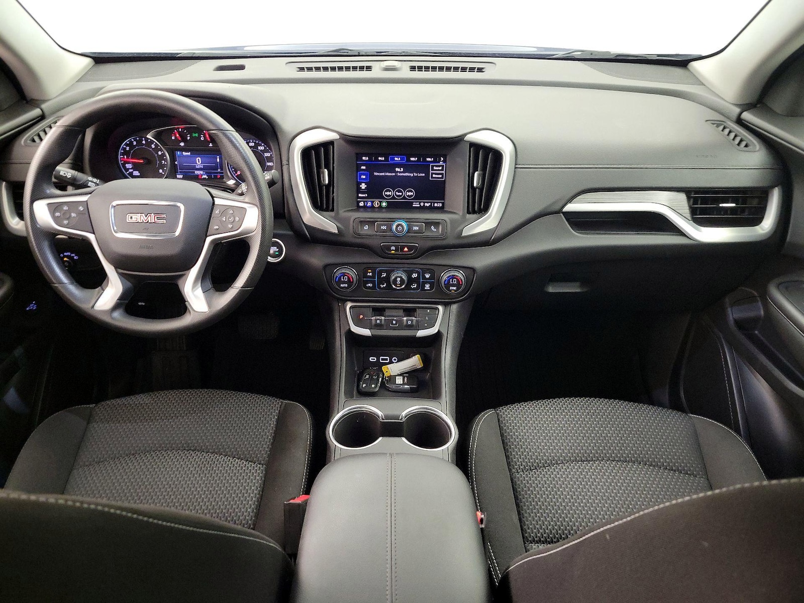 2023 GMC Terrain SLE - Photo 10
