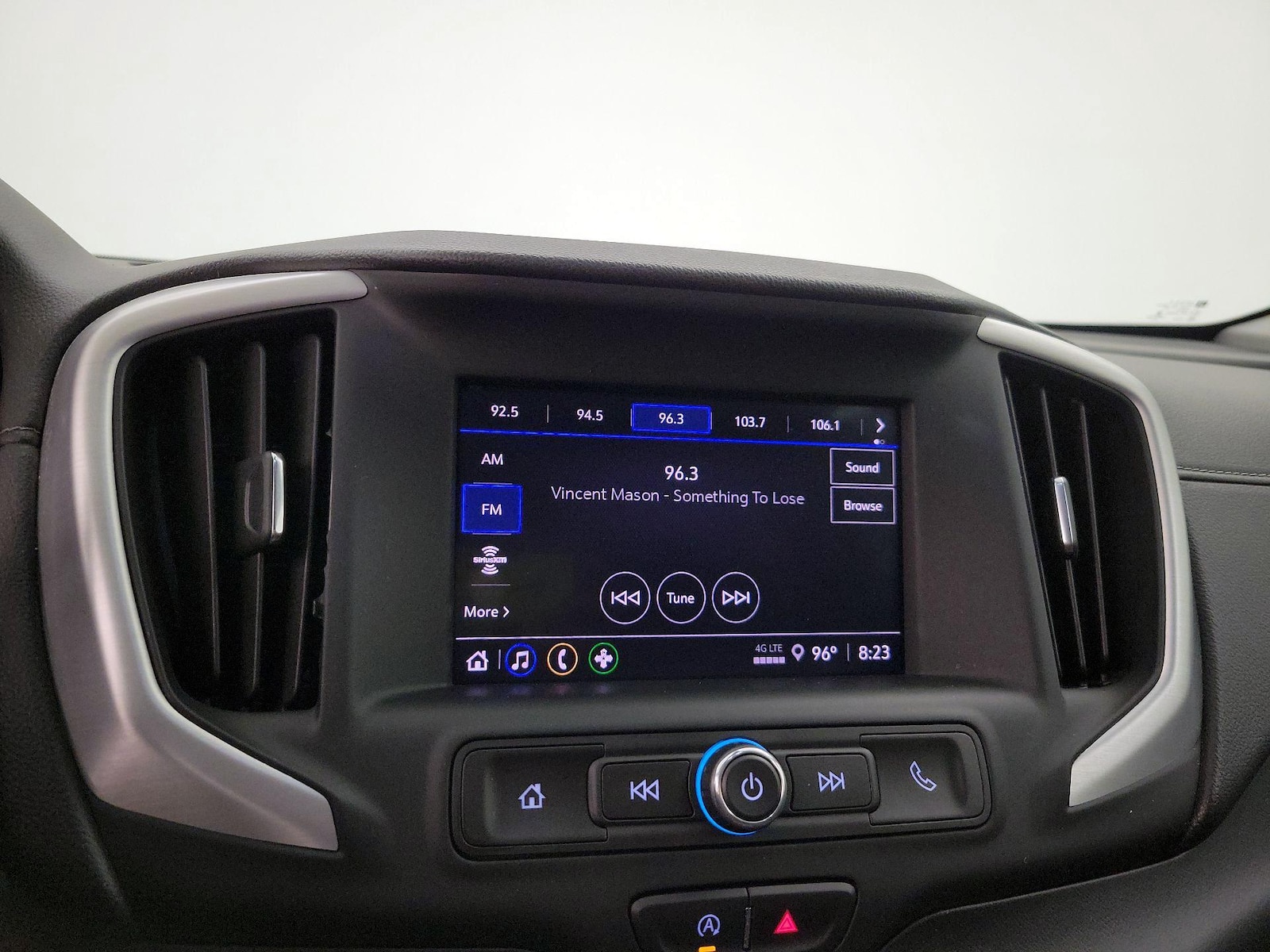 2023 GMC Terrain SLE - Photo 16