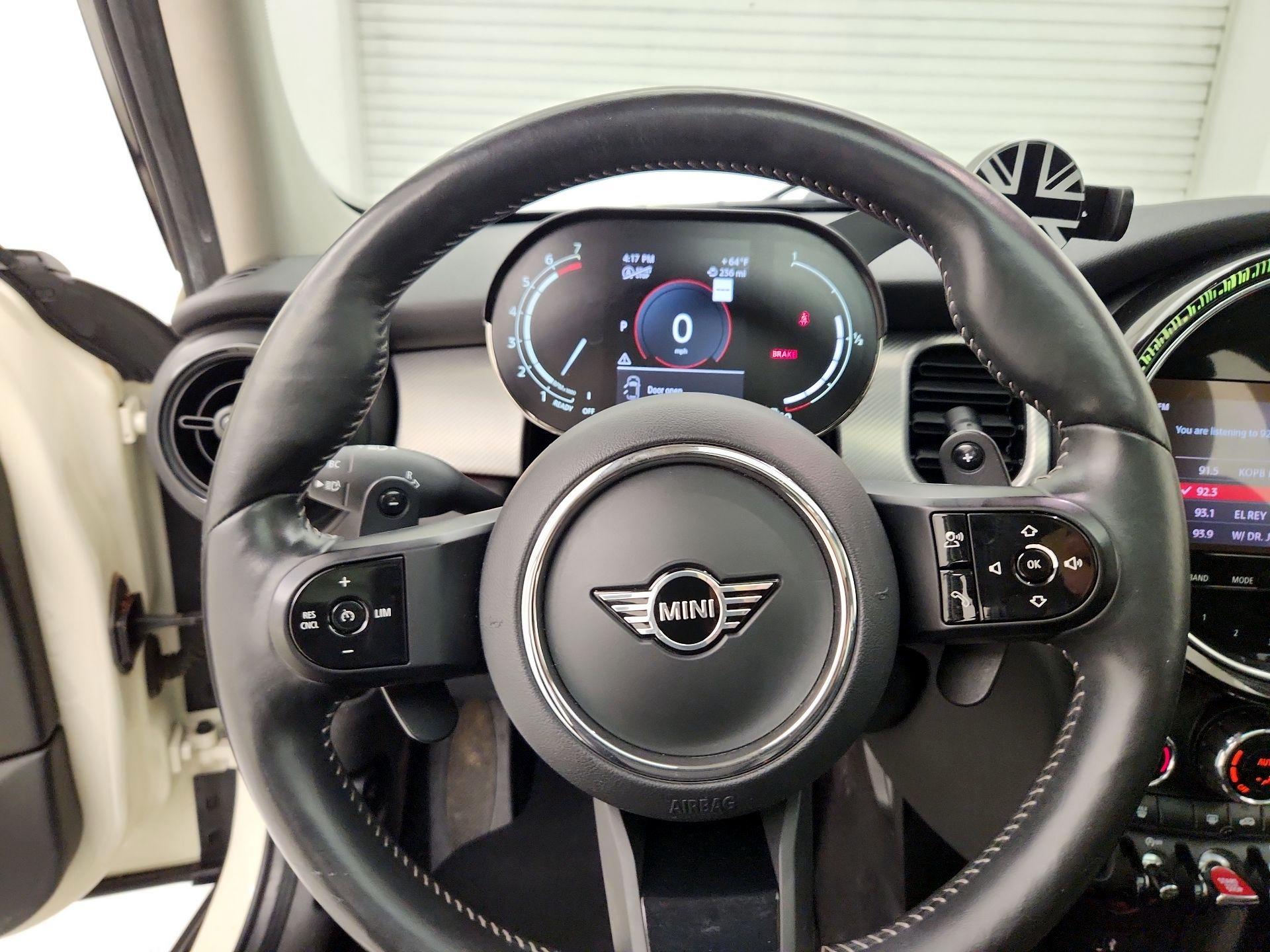 Thumbnail: 2022 MINI Cooper Hardtop - 10
