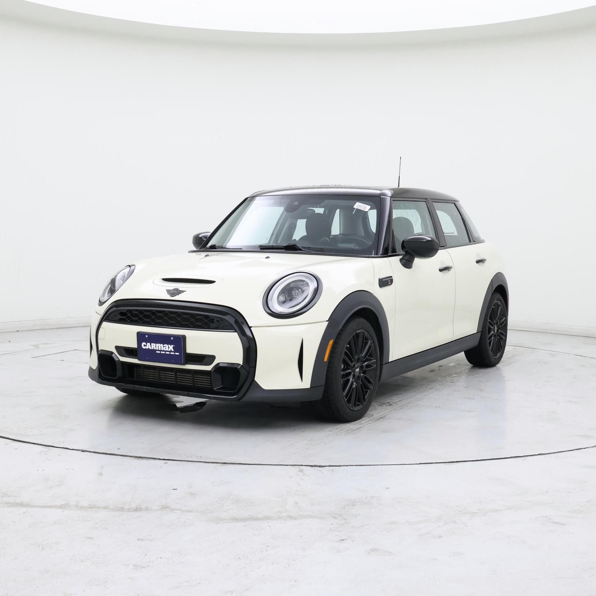 Thumbnail: 2022 MINI Cooper Hardtop - 4