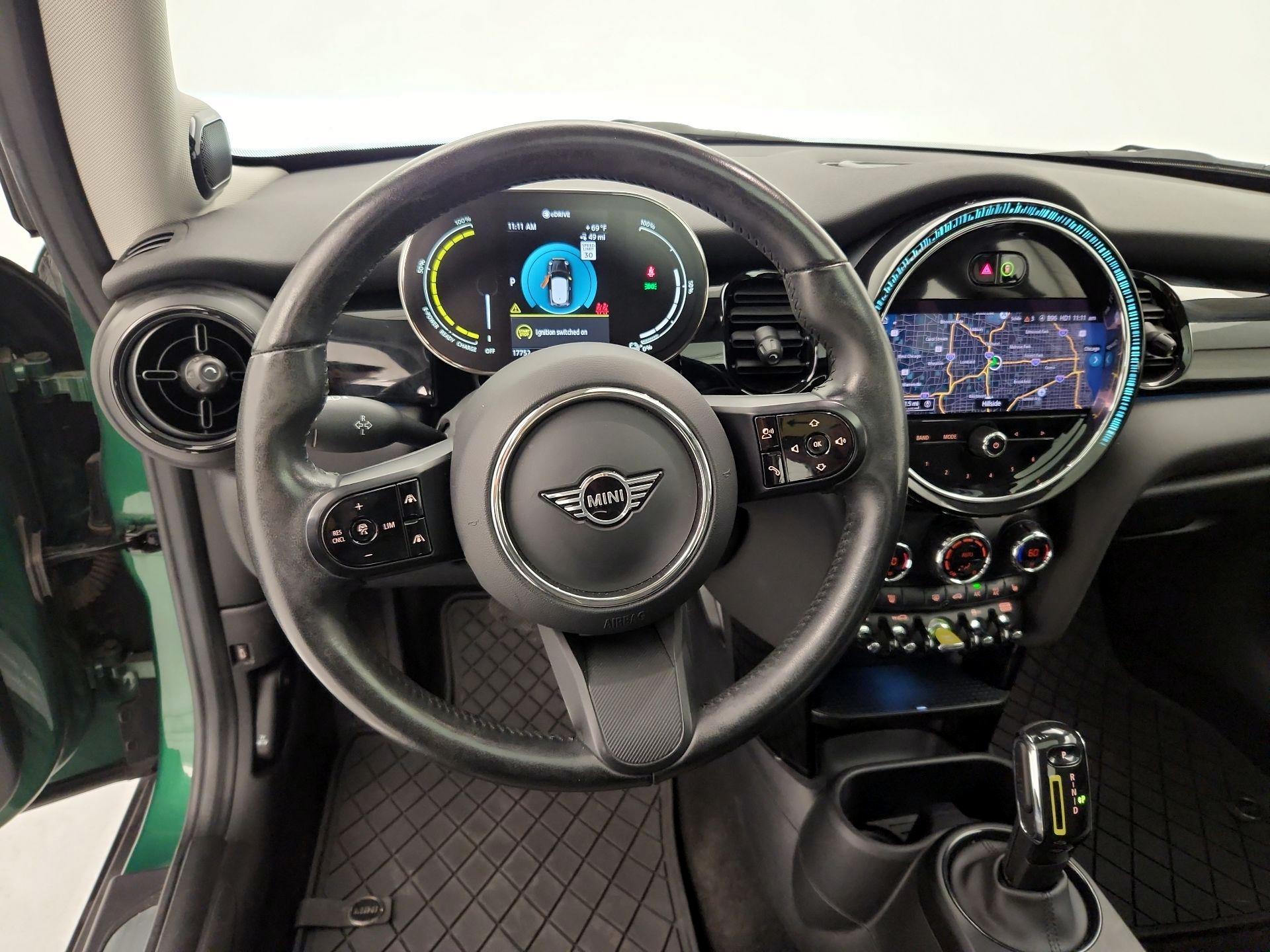 Thumbnail: 2022 MINI Cooper Hardtop - 10