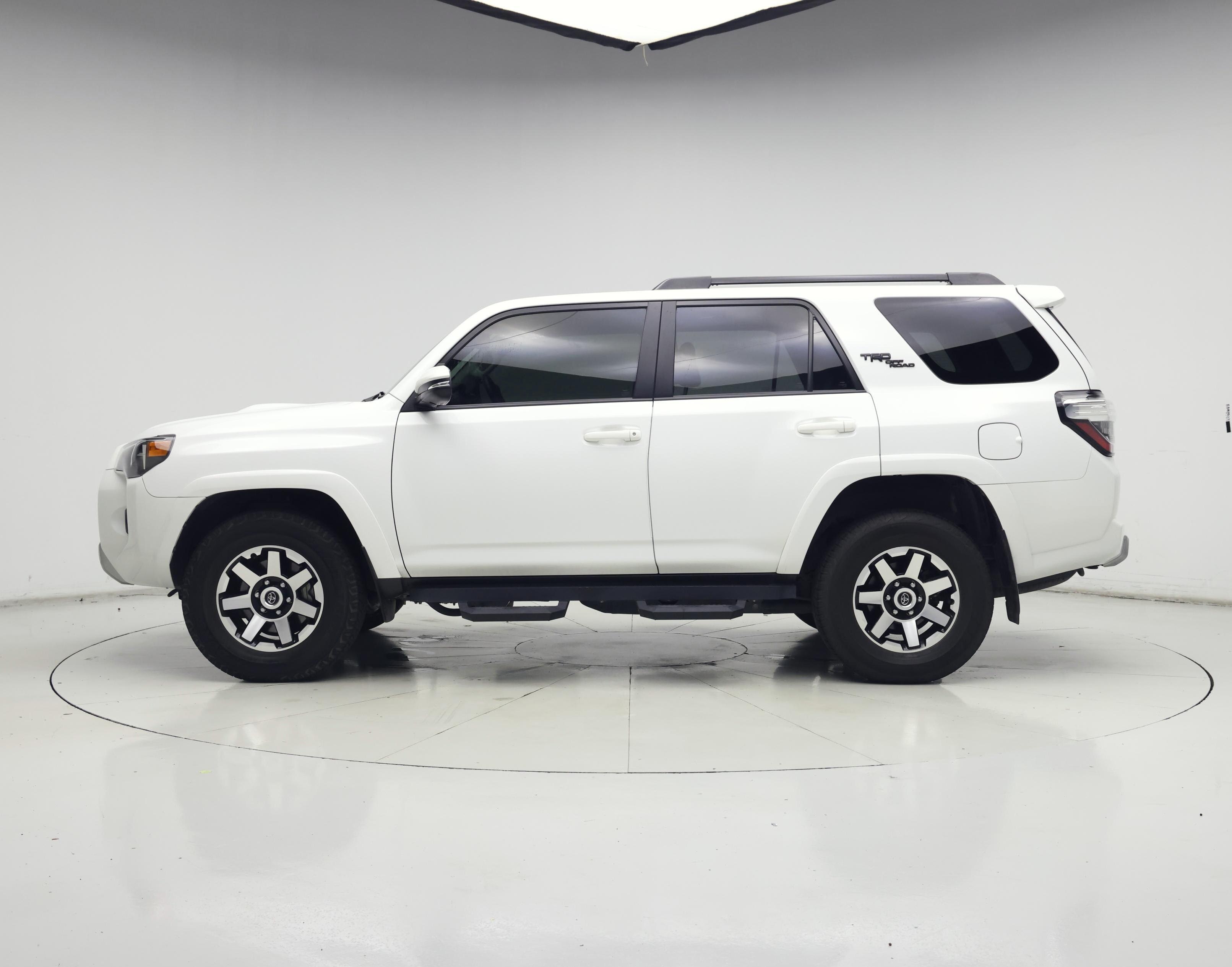 Thumbnail: 2024 Toyota 4Runner - 3
