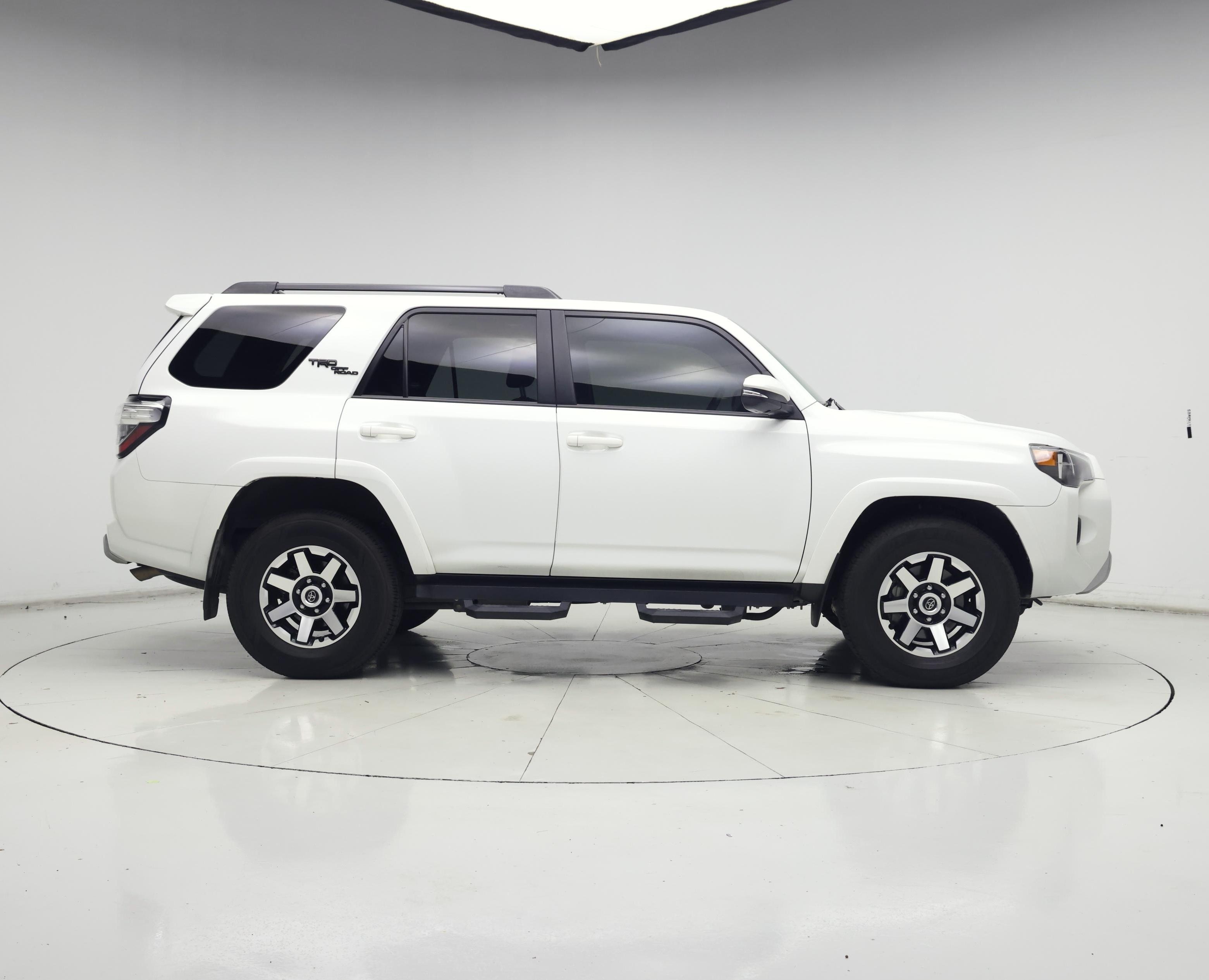 Thumbnail: 2024 Toyota 4Runner - 7