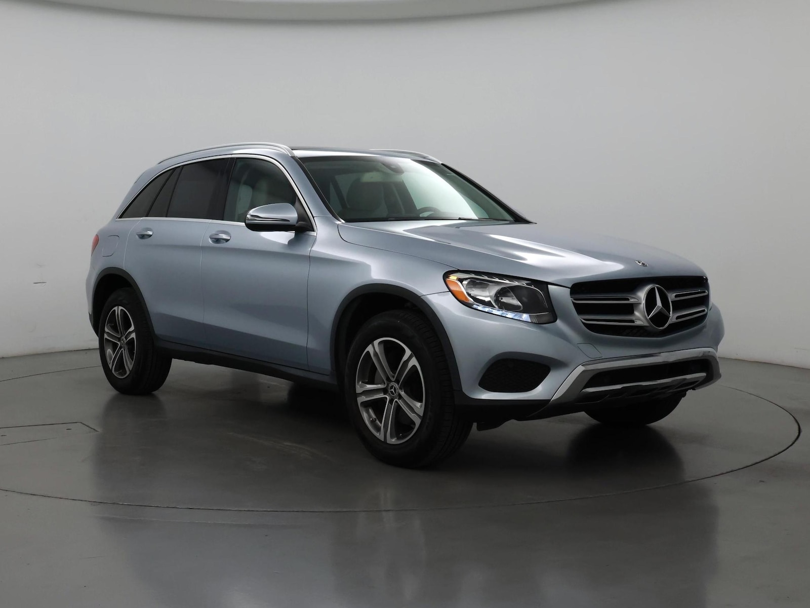 2018 Mercedes-Benz GLC GLC300 - Photo 2