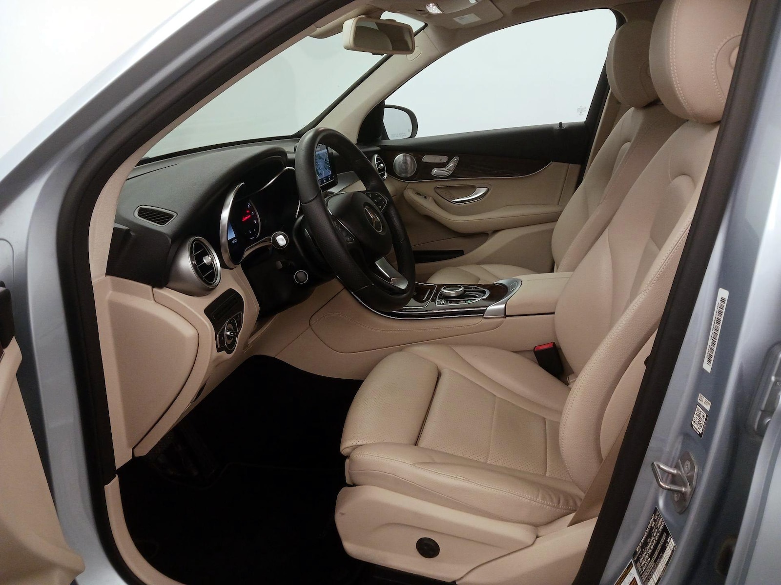 2018 Mercedes-Benz GLC GLC300 - Photo 12