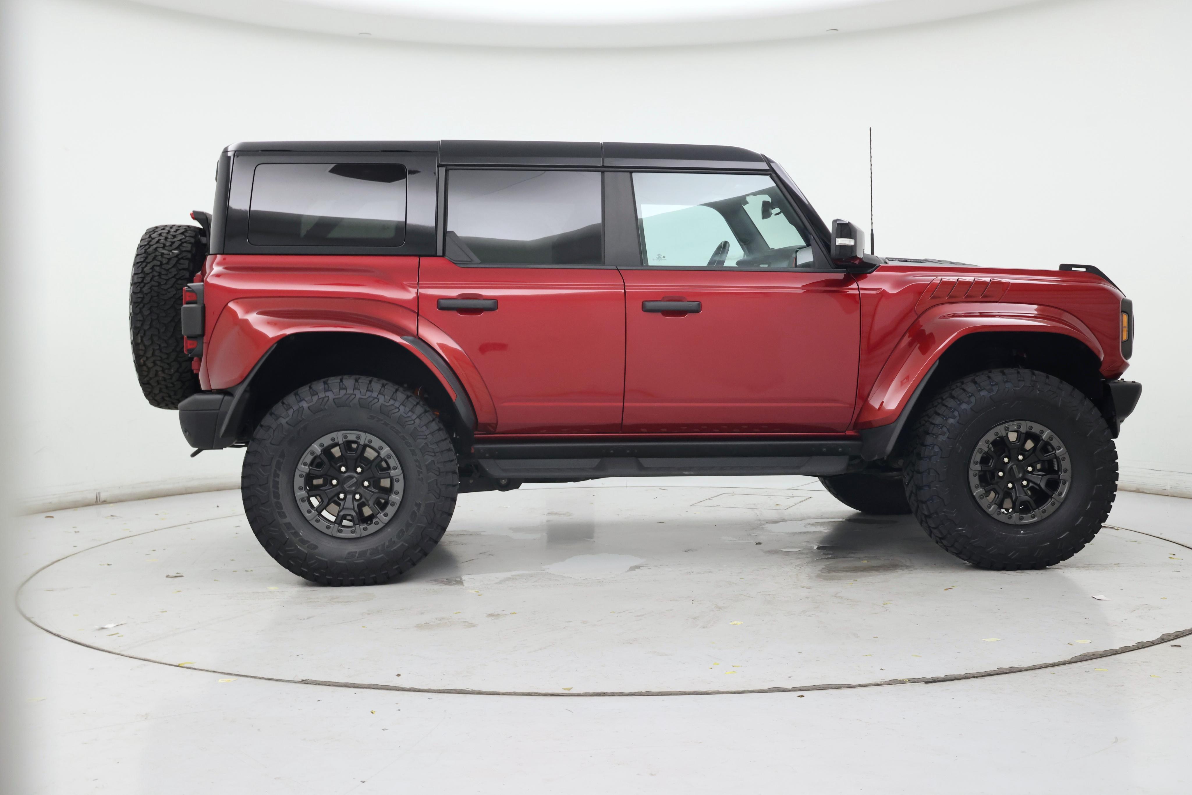 Thumbnail: 2025 Ford Bronco - 7