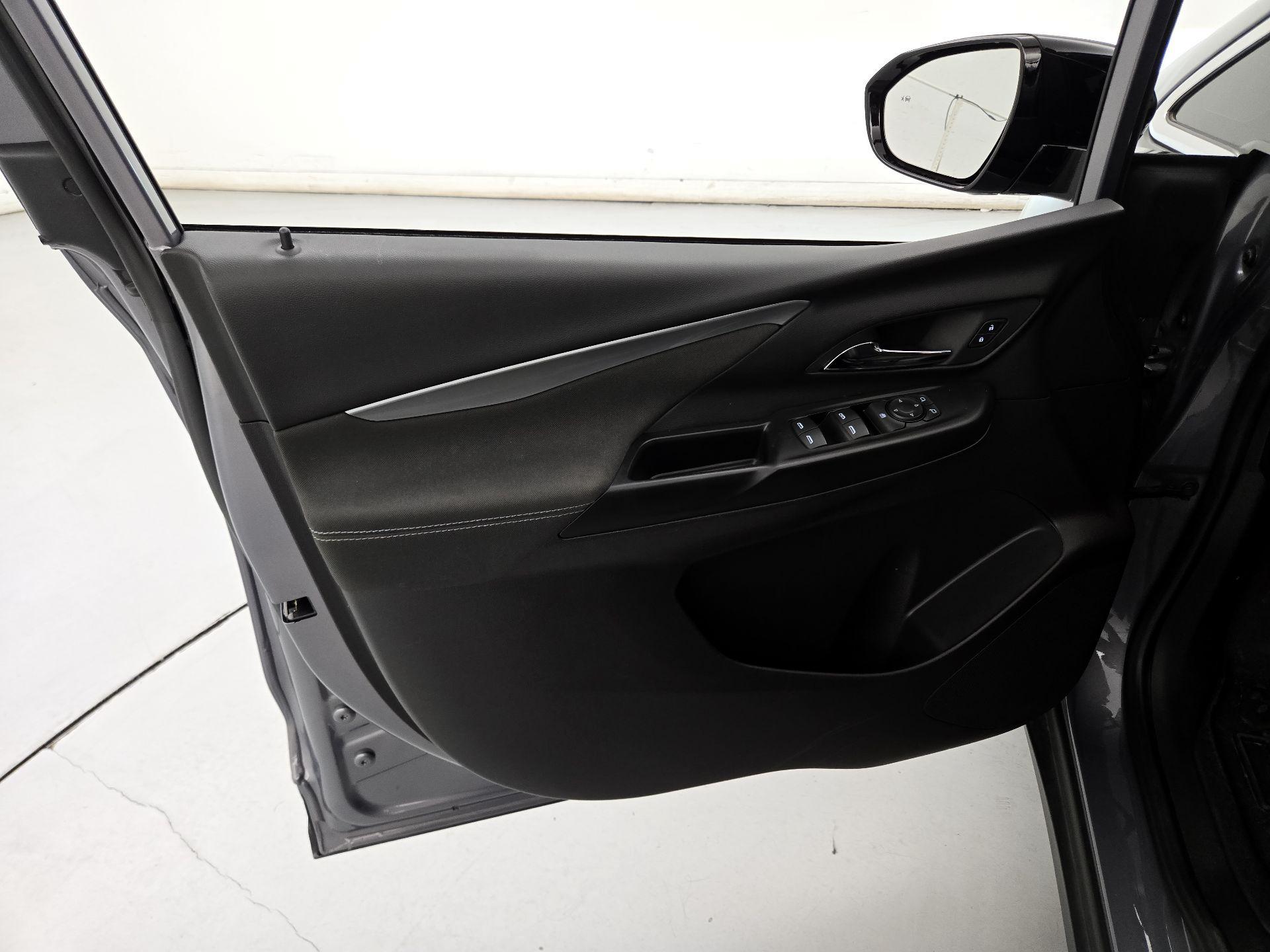 Thumbnail: 2023 Chevrolet Bolt EV - 12