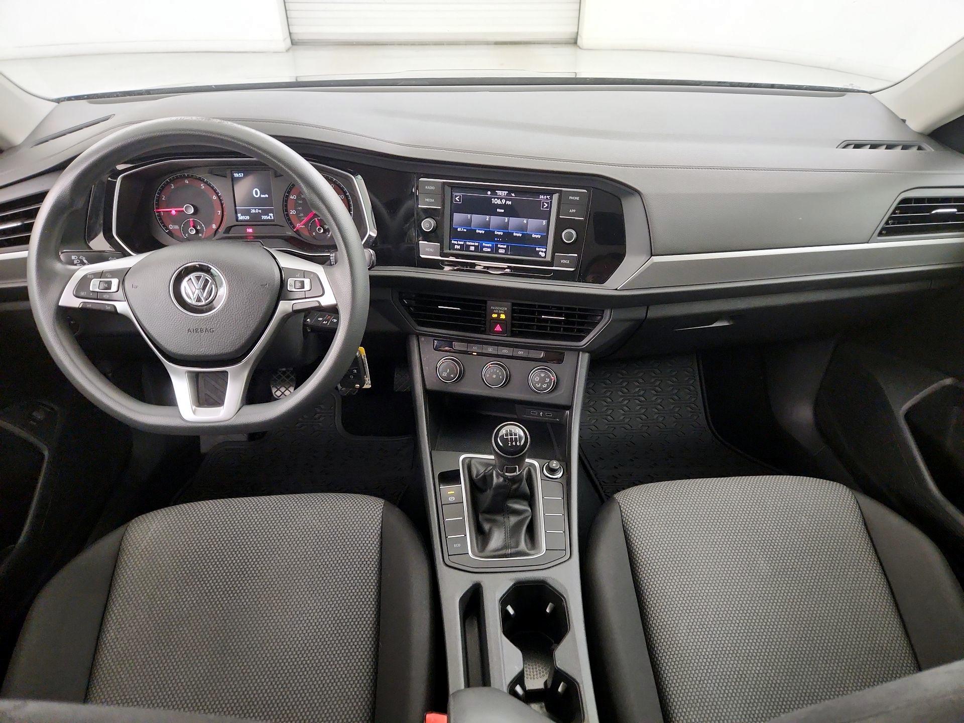 Thumbnail: 2020 Volkswagen Jetta - 9