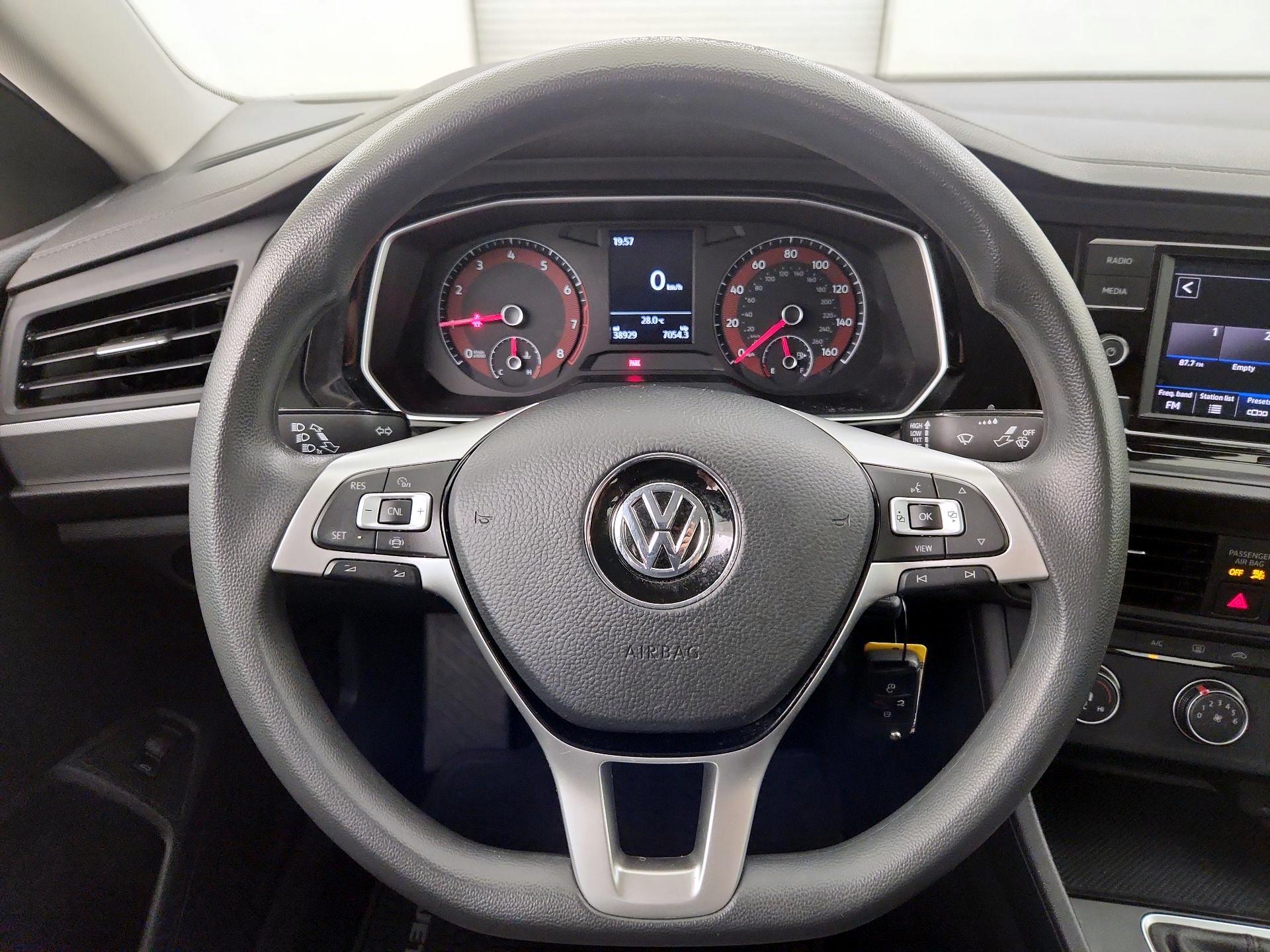 Thumbnail: 2020 Volkswagen Jetta - 10