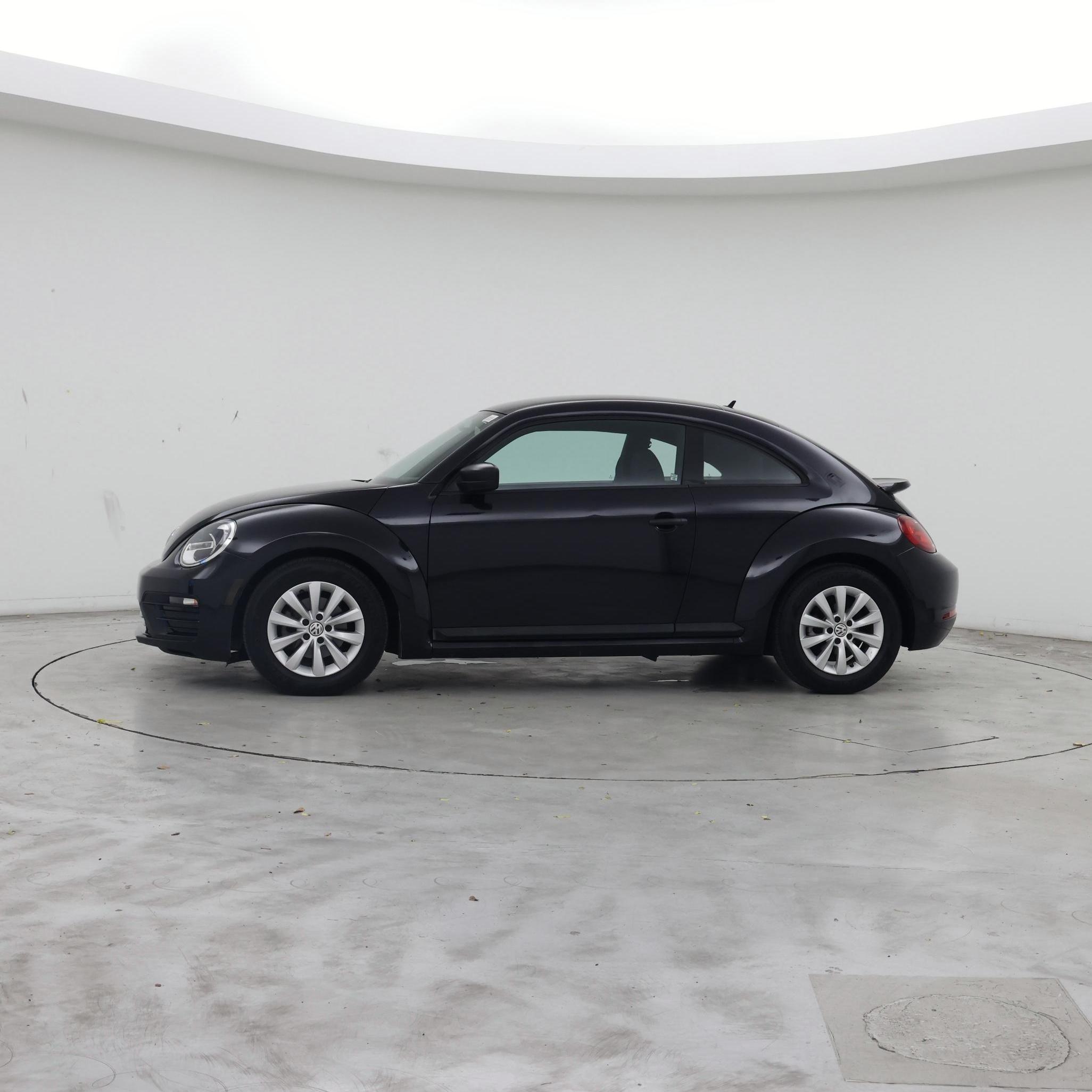 Thumbnail: 2018 Volkswagen Beetle - 3