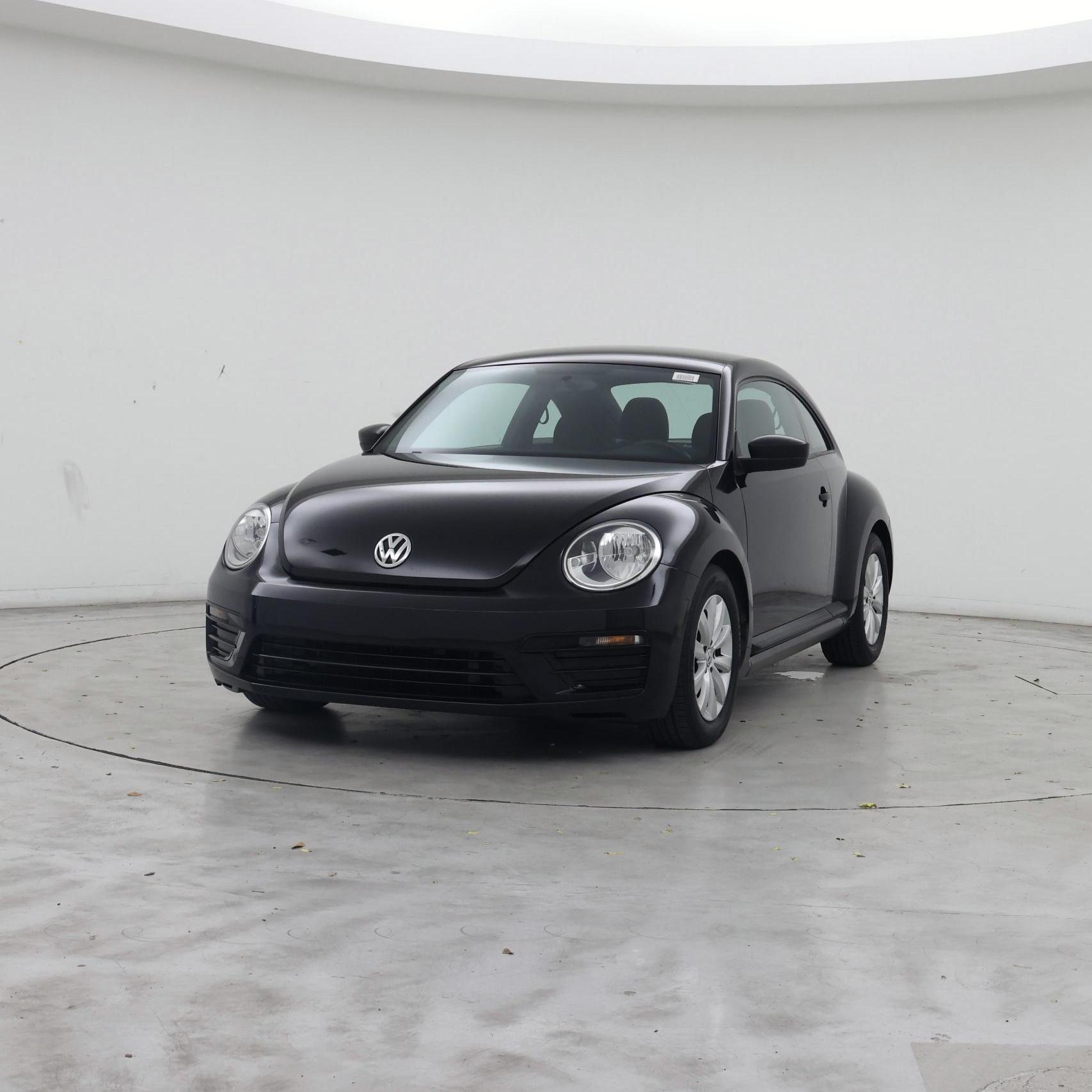 Thumbnail: 2018 Volkswagen Beetle - 4