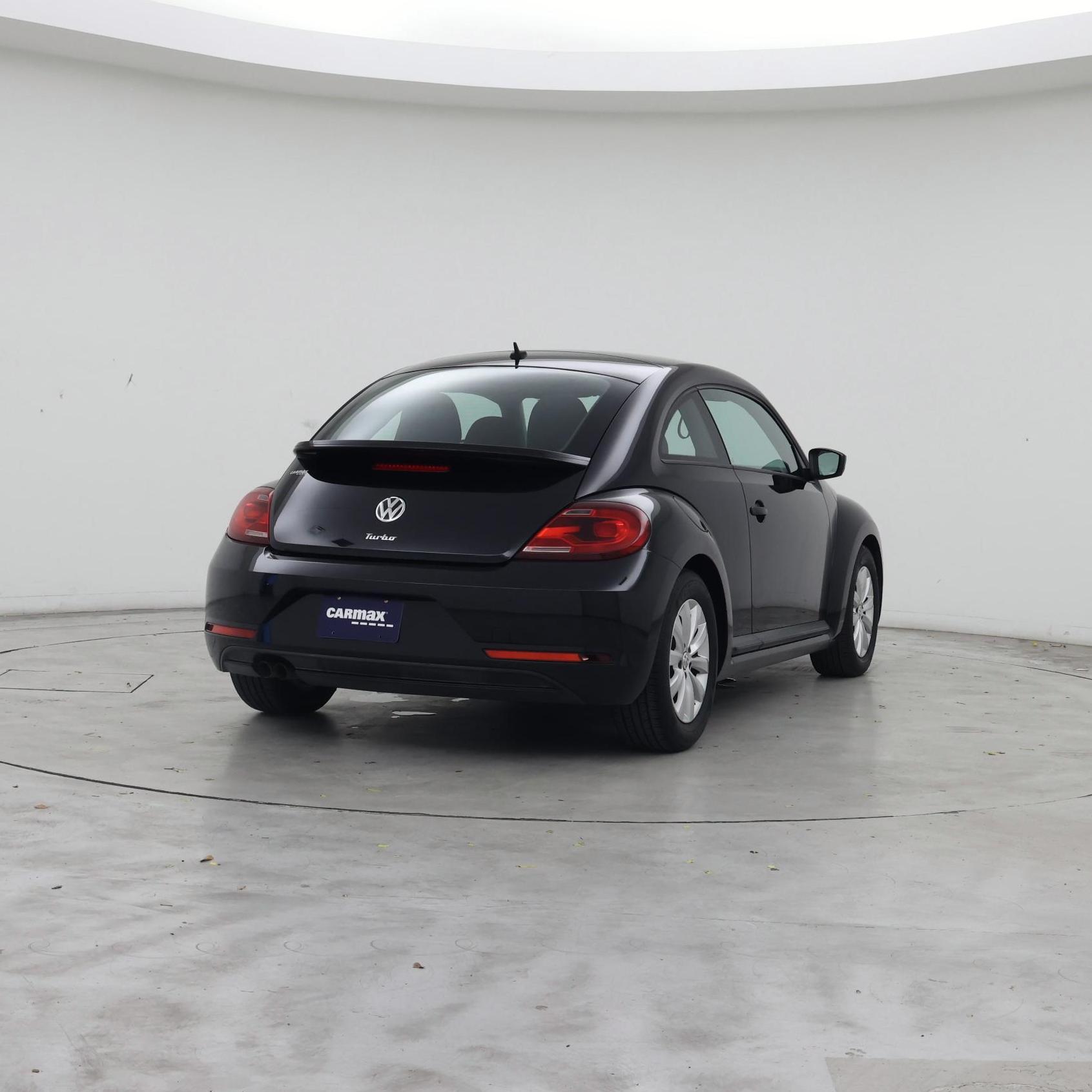 Thumbnail: 2018 Volkswagen Beetle - 8