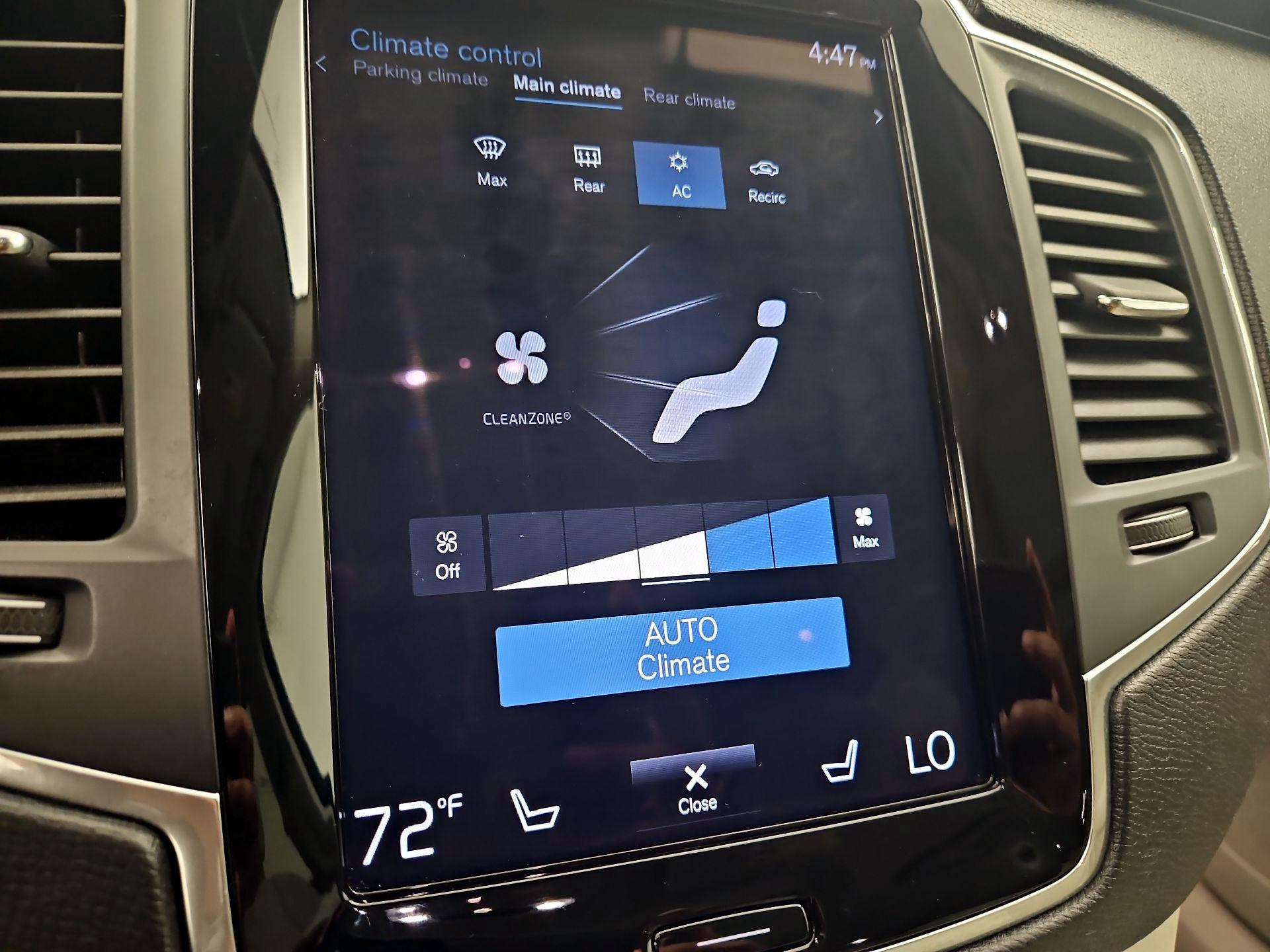 Thumbnail: 2021 Volvo XC90 - 16